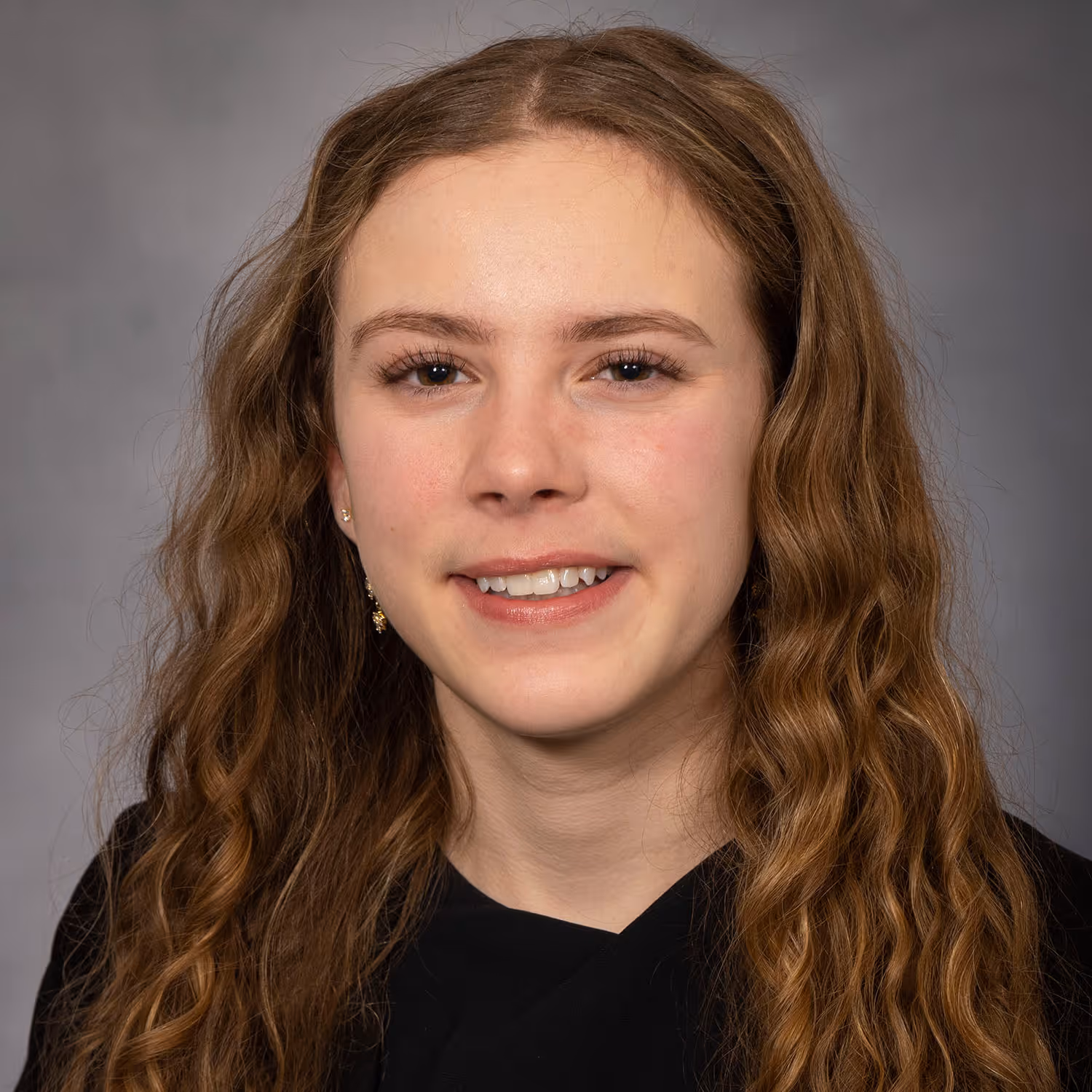 A portrait photo of Mckinna Wiles.