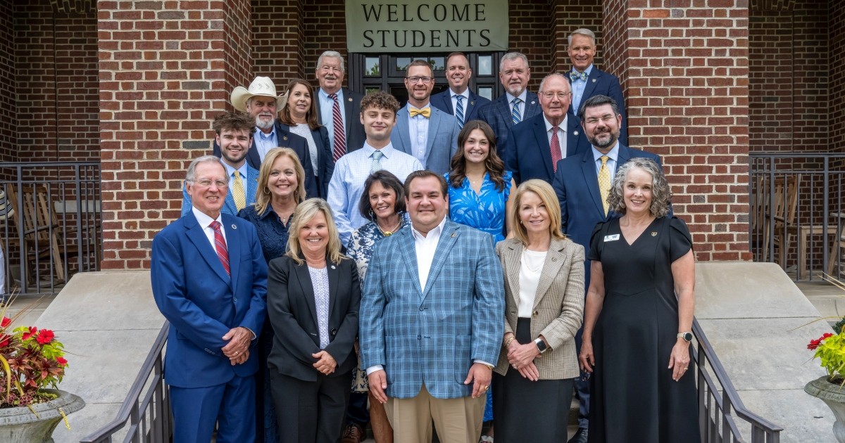 Members of the Tennessee General Assembly pose for a photo along side leadership from both East Tennessee State University and ETSU Bill Gatton College of Pharmacy.