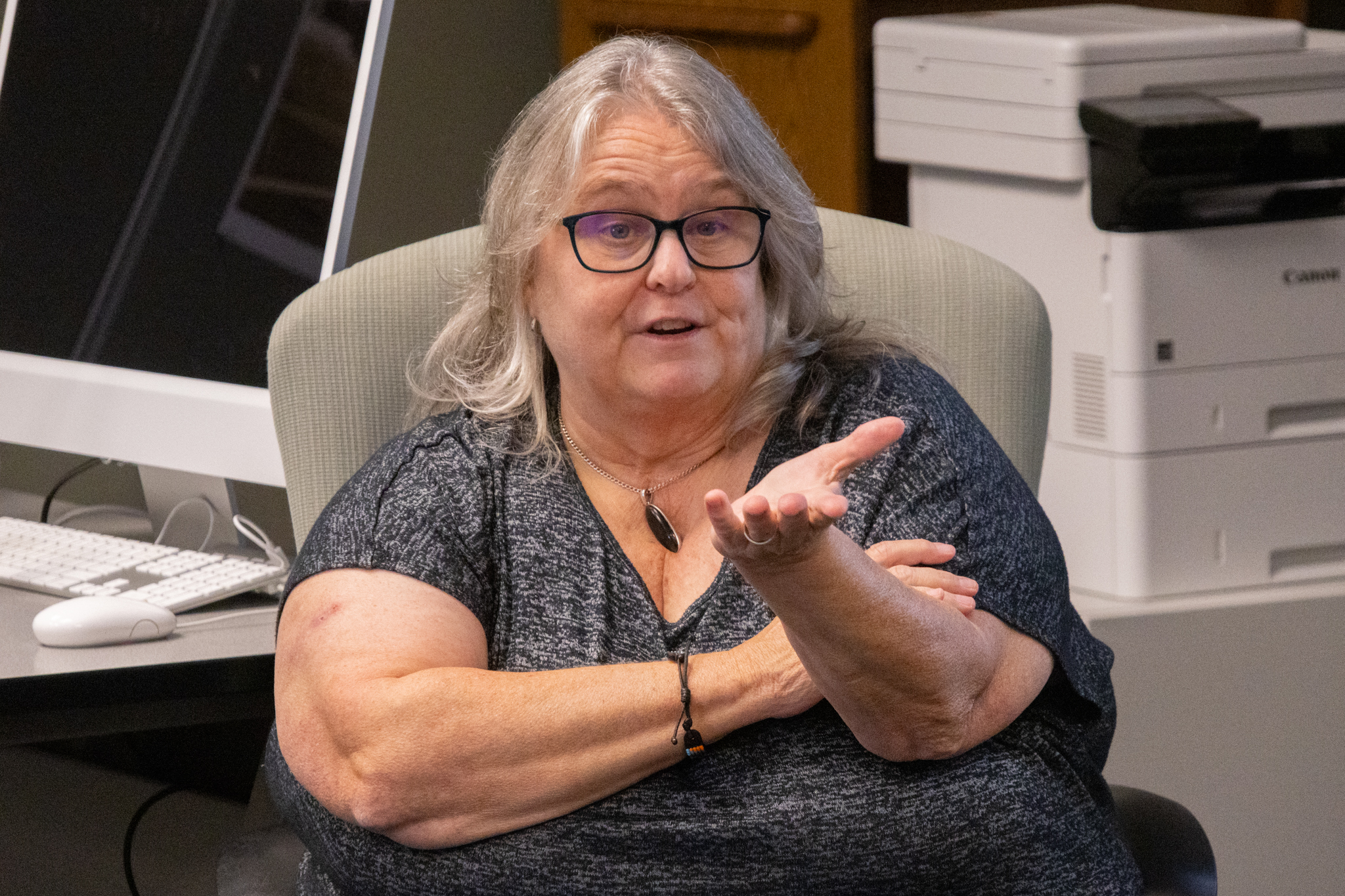 ETSU MCOM assistant professor Senta Scarborough talks to students during the Public Relations Student Society of America (PRSSA) first meeting.