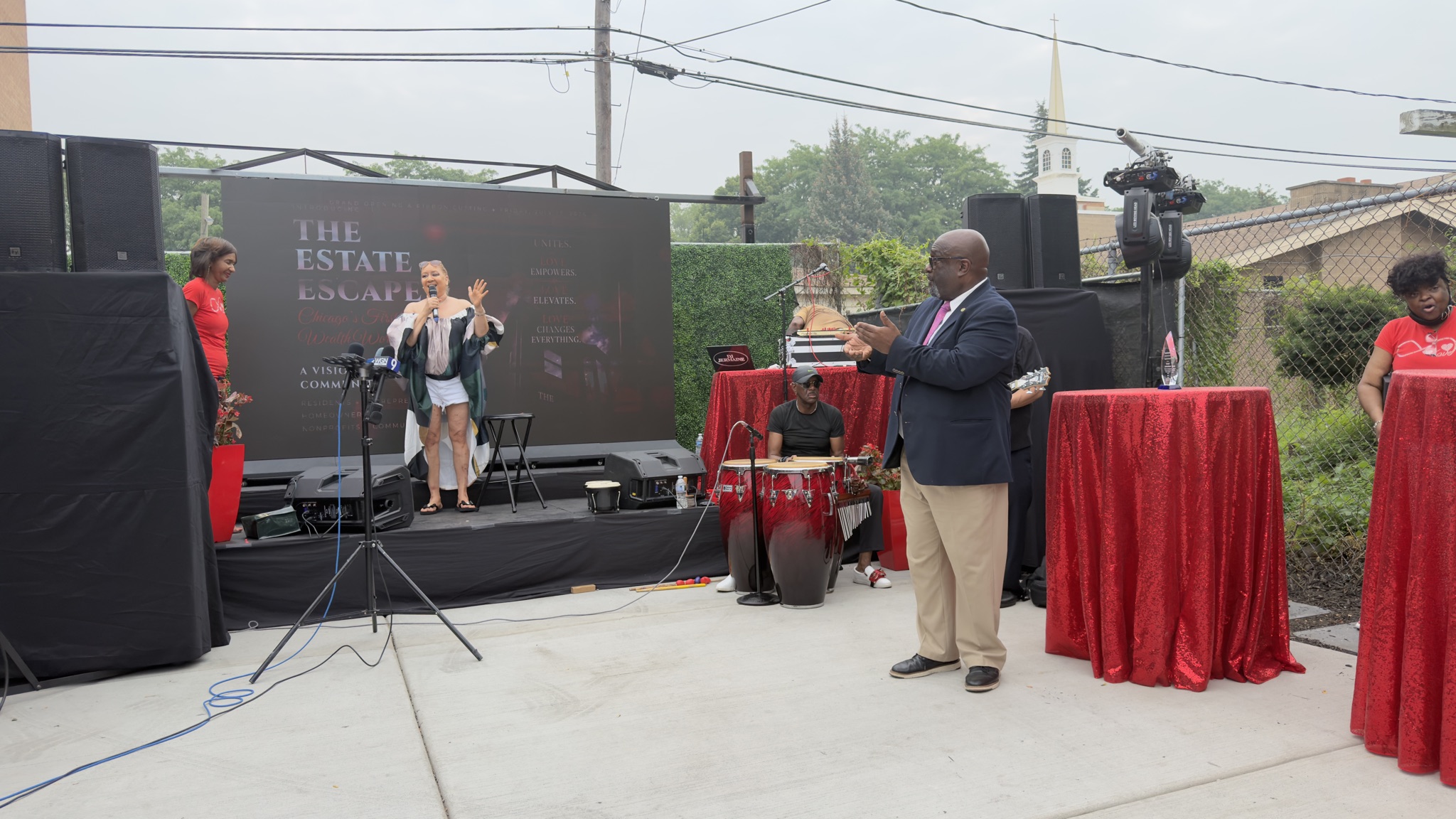 Grand Opening 087