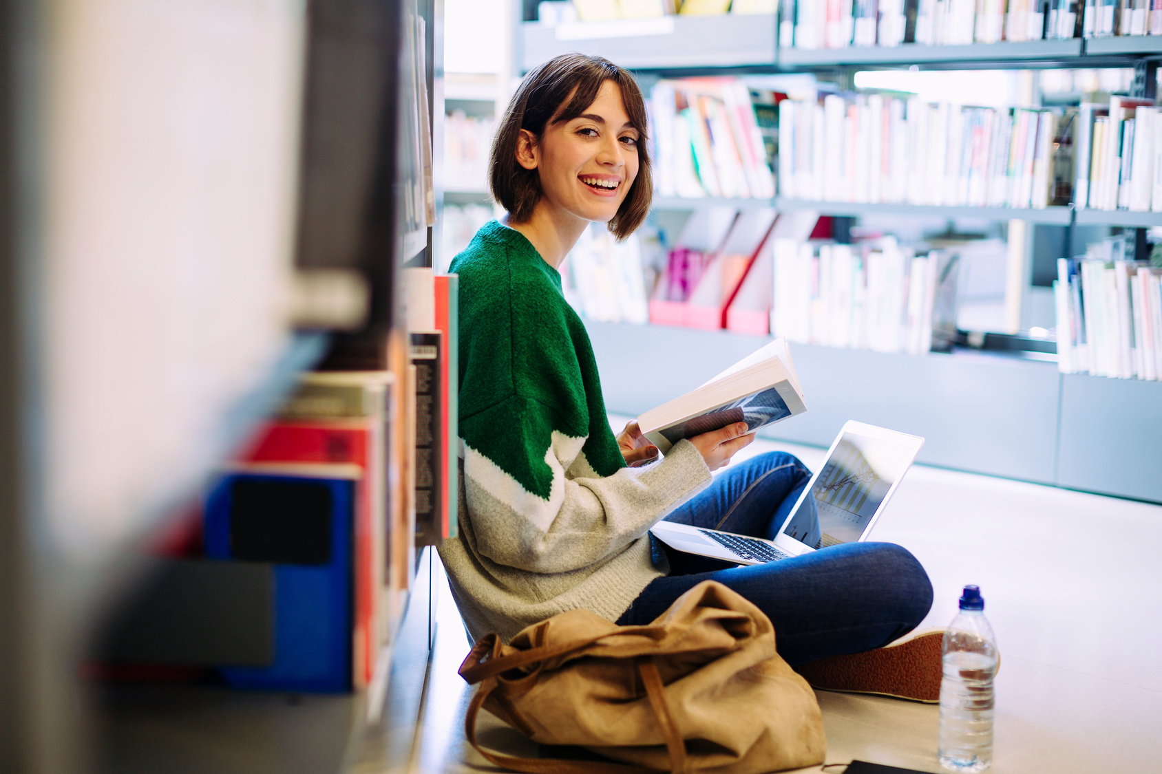 Investing in School Library Leaders Through CMLE Scholarships