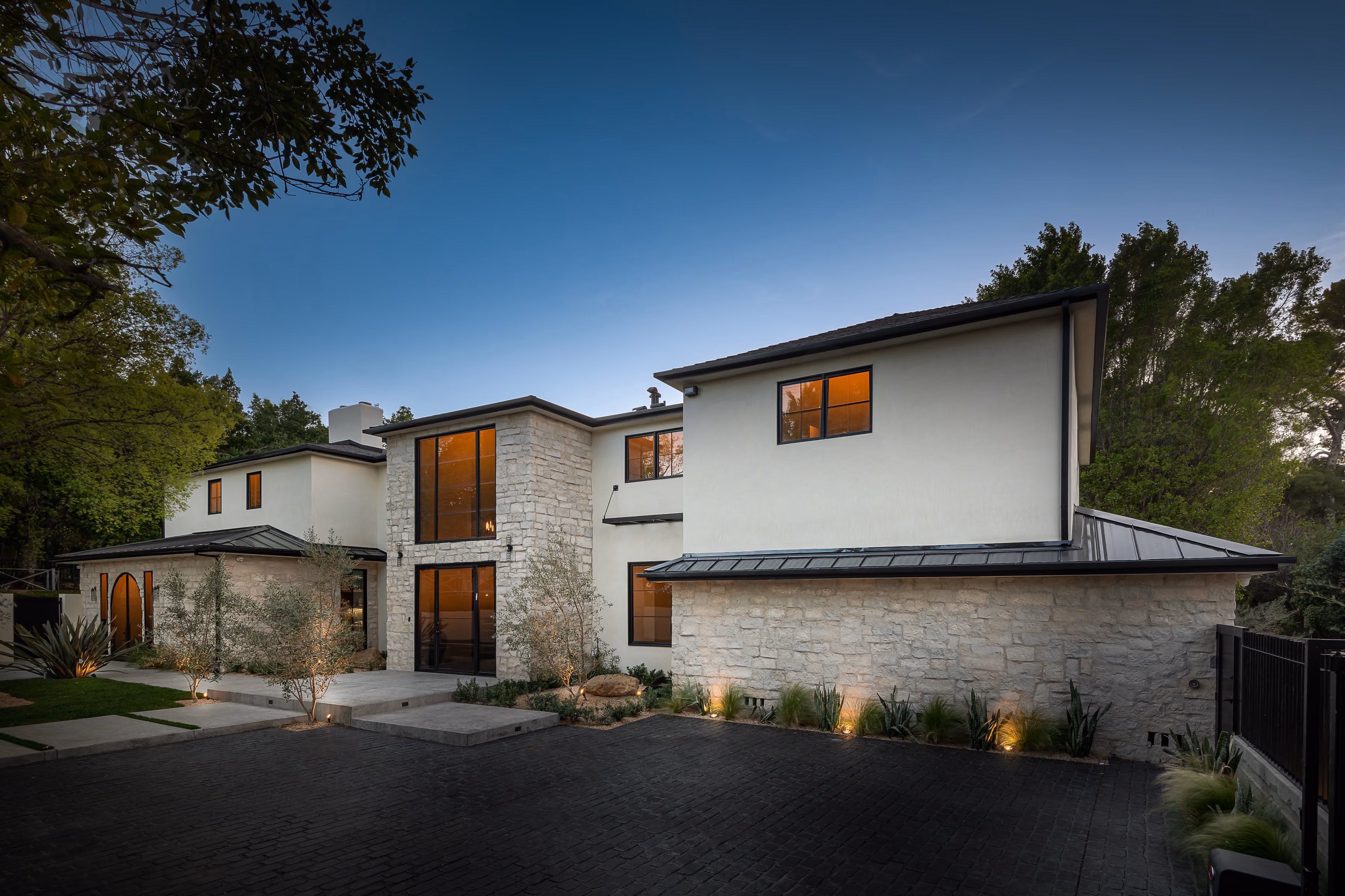 5443Encino_HiRes (2 of 50).jpg