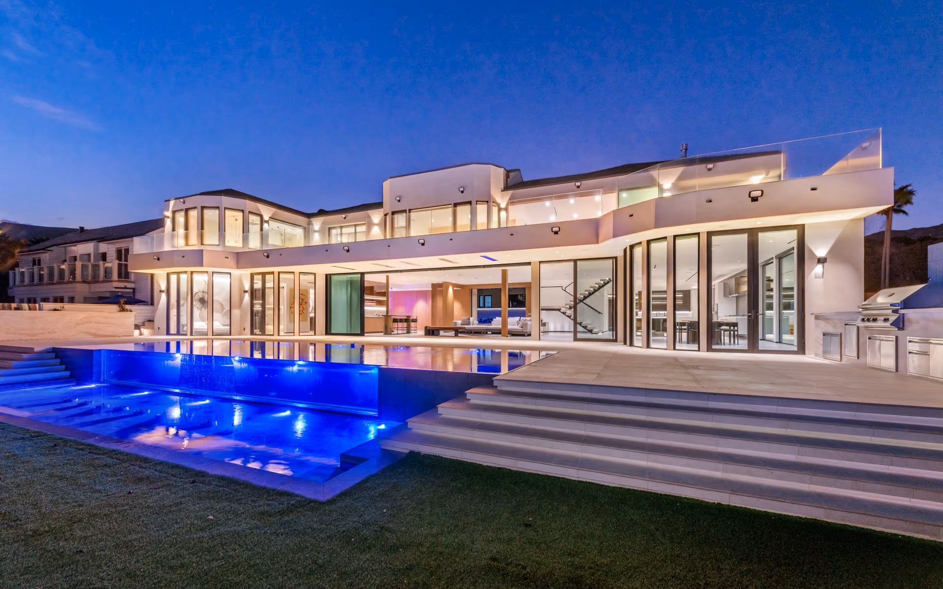 _1BroadBeachTwilight-mls-14.jpg