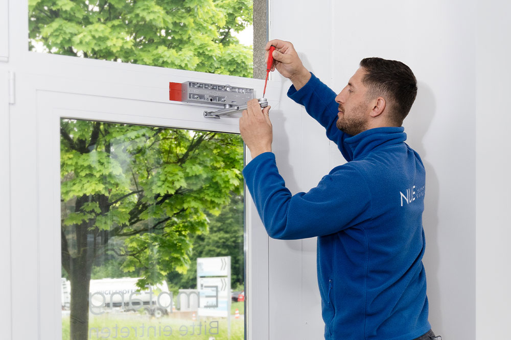 Leuchtmittelkontrollen und Kleinreparaturen