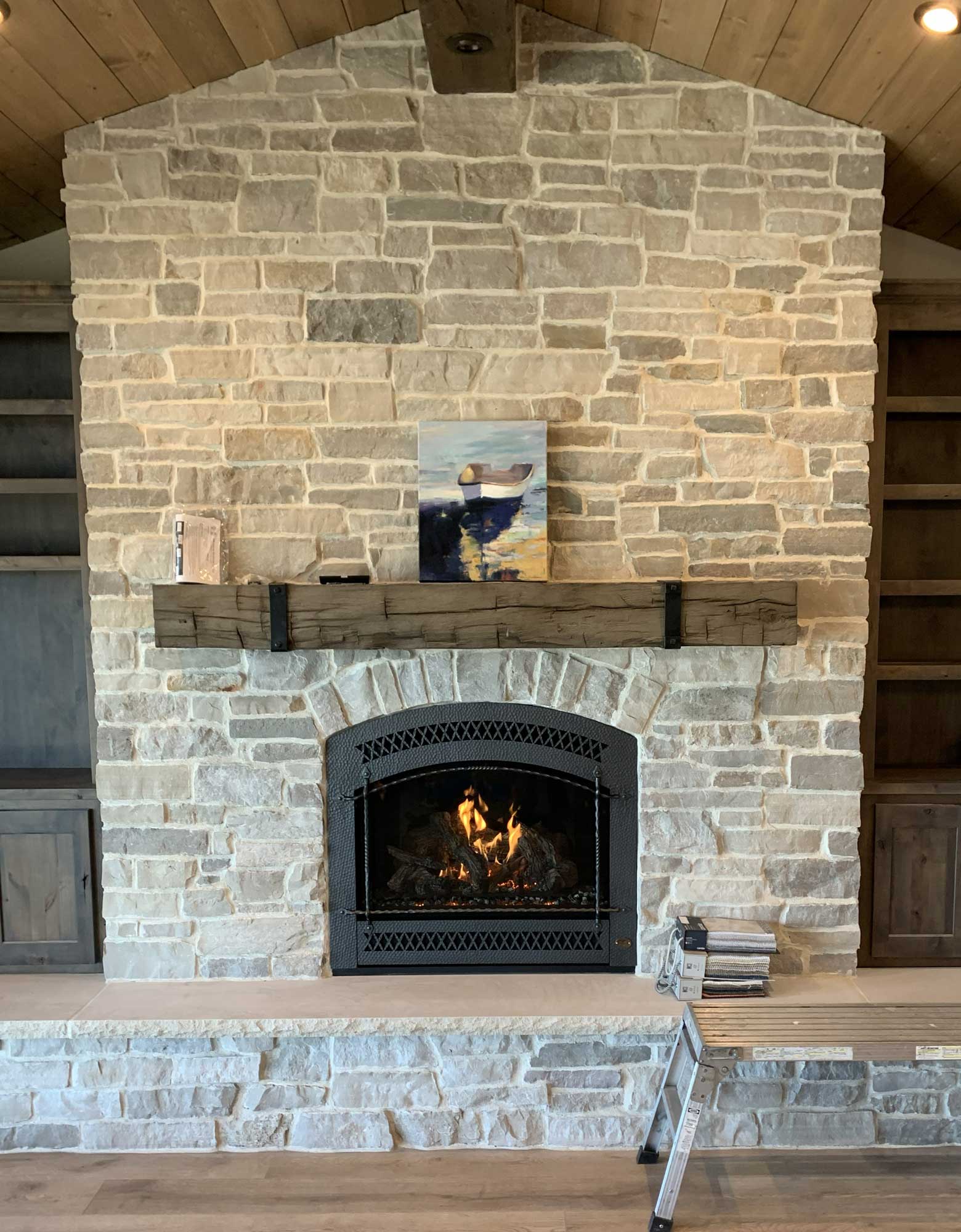 fond du lac country stone fireplace