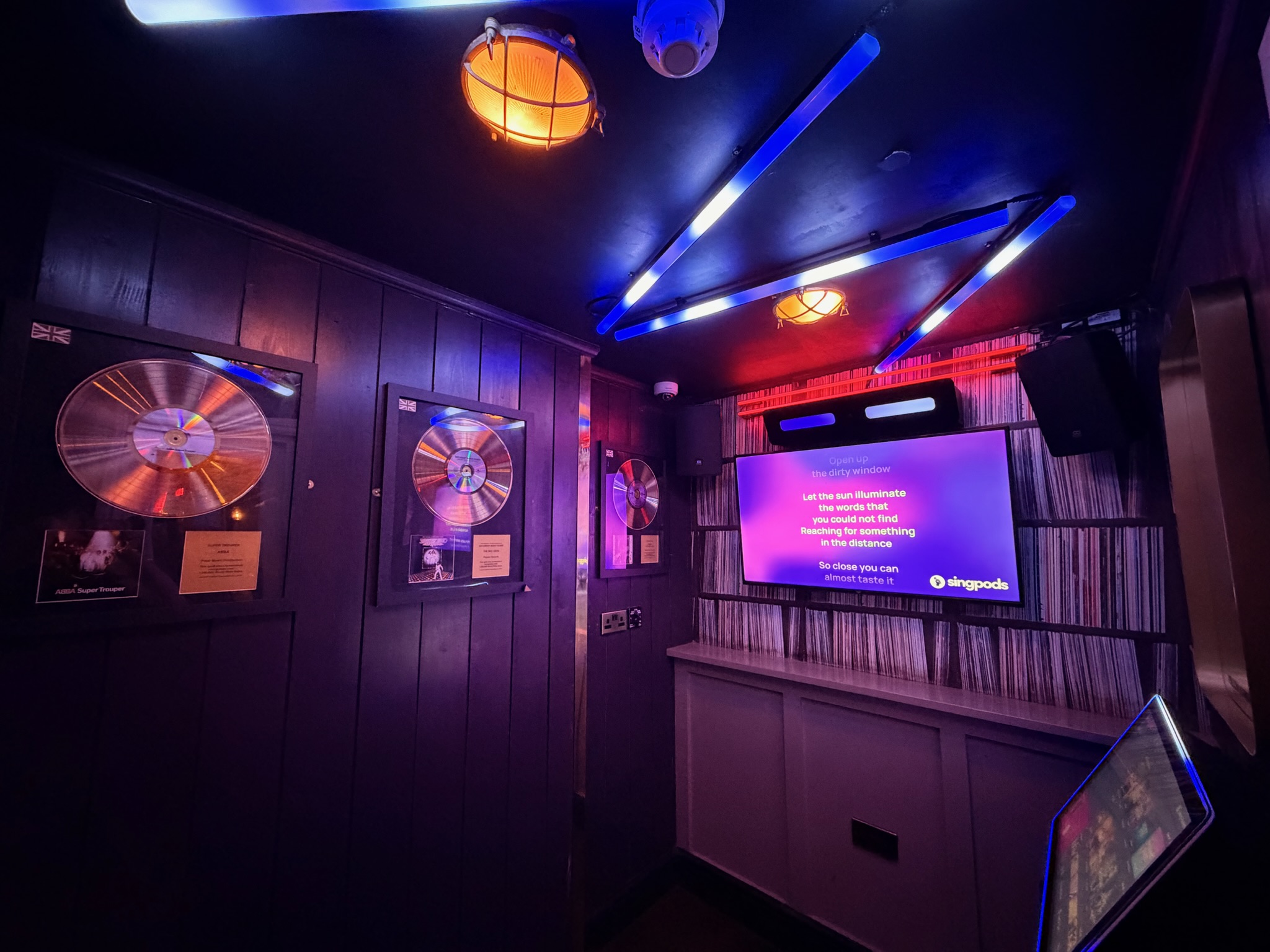 Integrated Hardware Makes SingPods Karaoke Actually Work