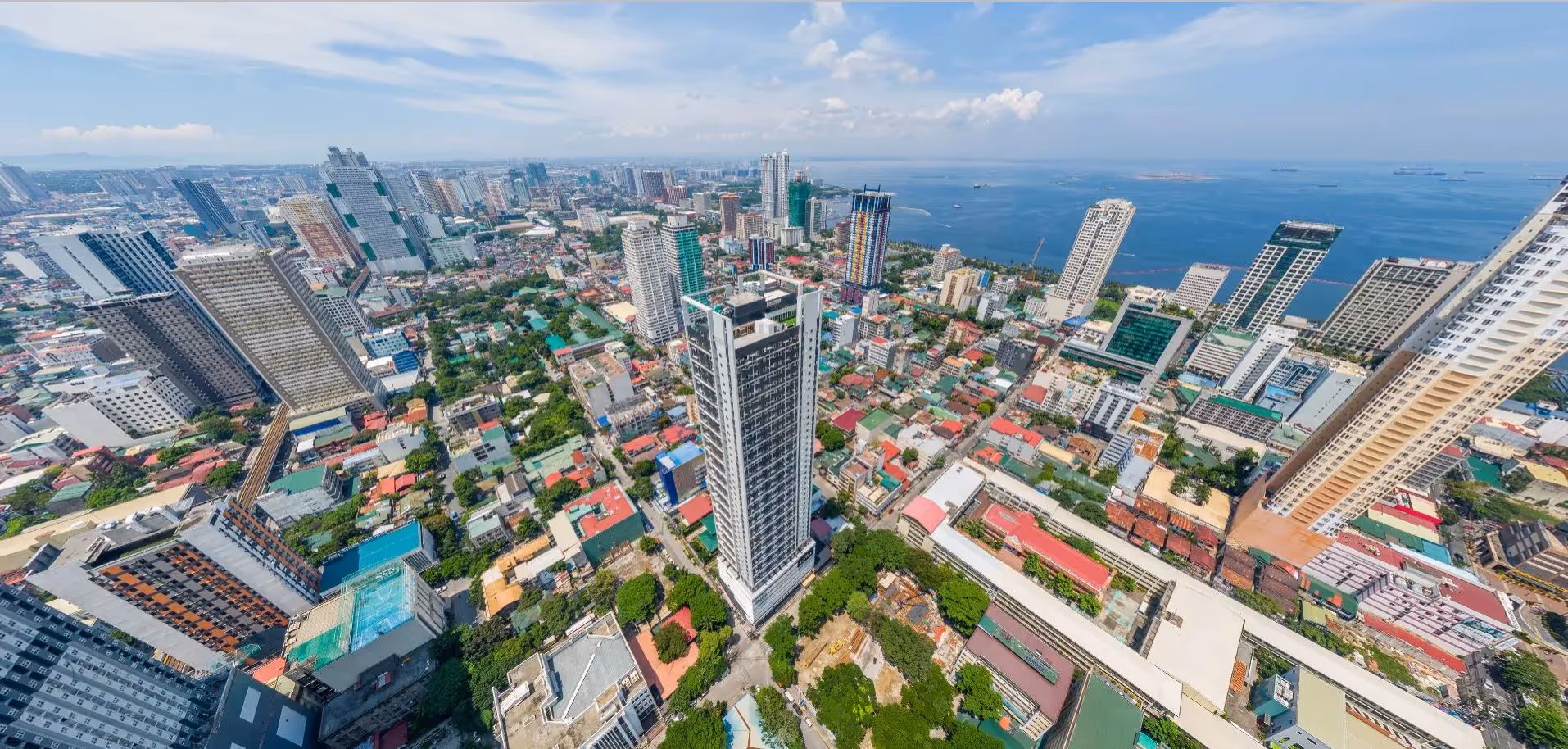 Actual photo of Torre Lorenzo Malate building facade