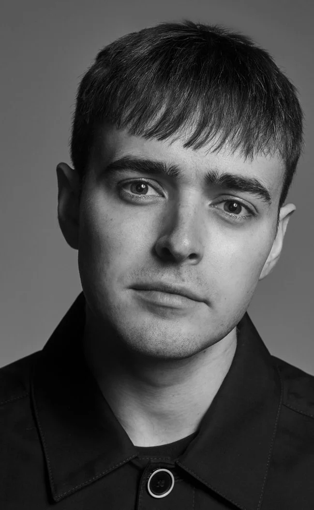 Headshot - Iwan Davies