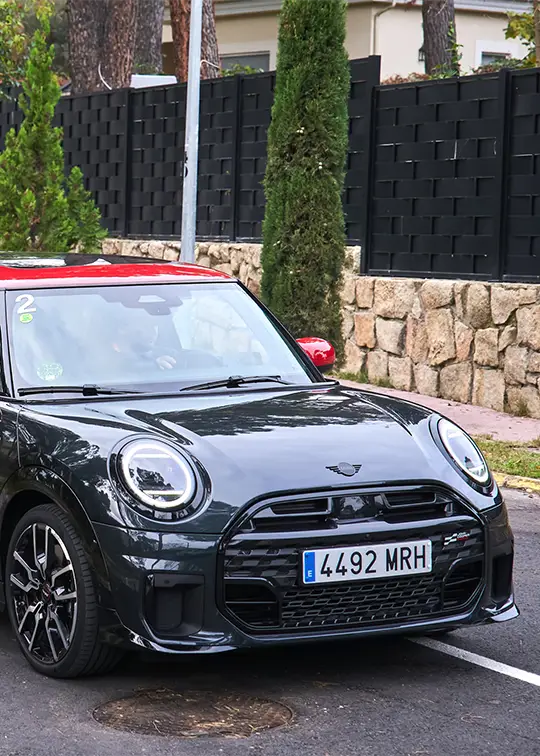 MINI Flotte im Go-Kart-Feeling auf der Straße – in der MOTORHEIMAT Wagner-Schwarz in Kirchseeon, Traunstein, Altenmarkt, Wasserburg und Oberhaching