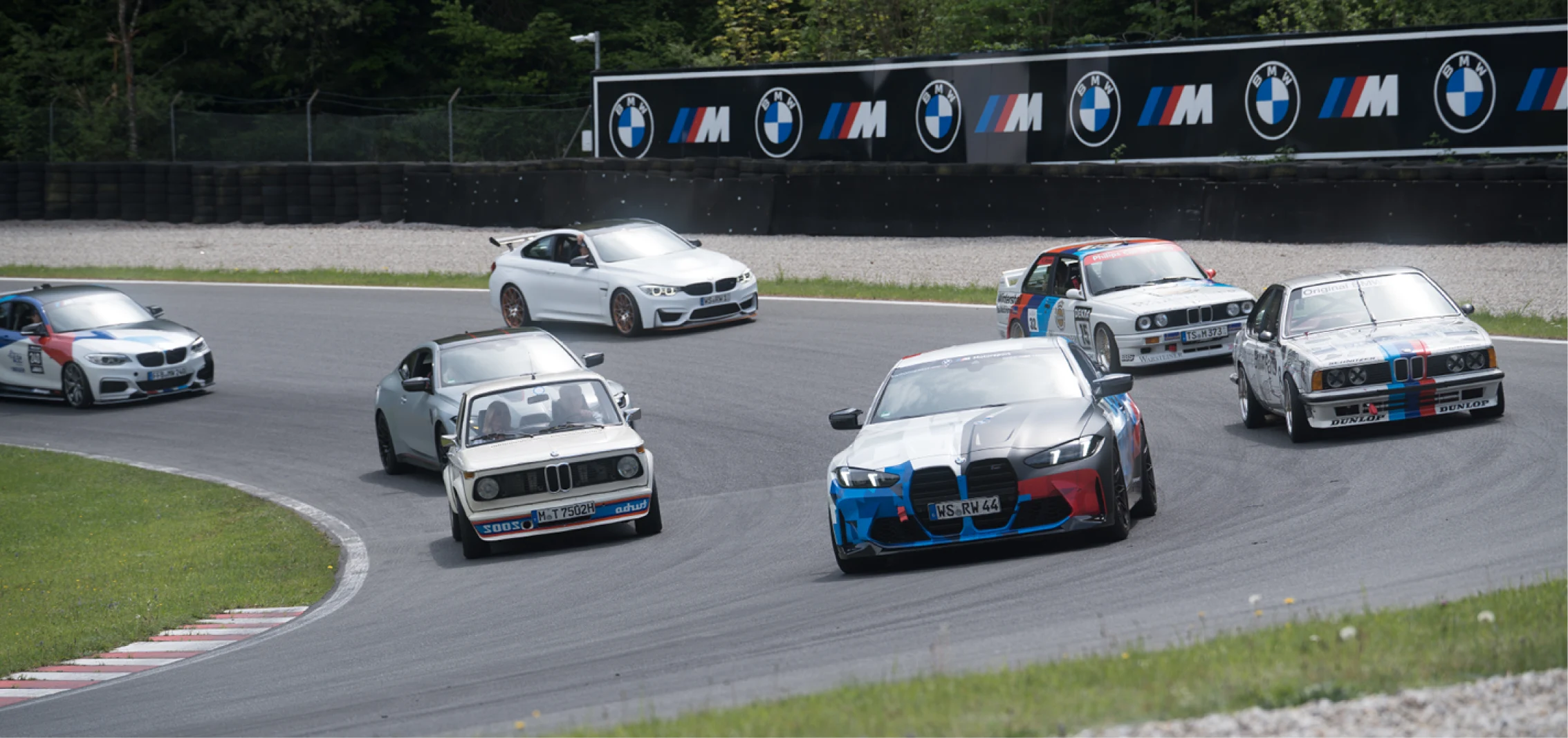 BMW M4 Competition im Corso auf dem Salzburgring – MOTORHEIMAT Wagner-Schwarz in Kirchseeon, Traunstein, Altenmarkt, Wasserburg und Oberhaching