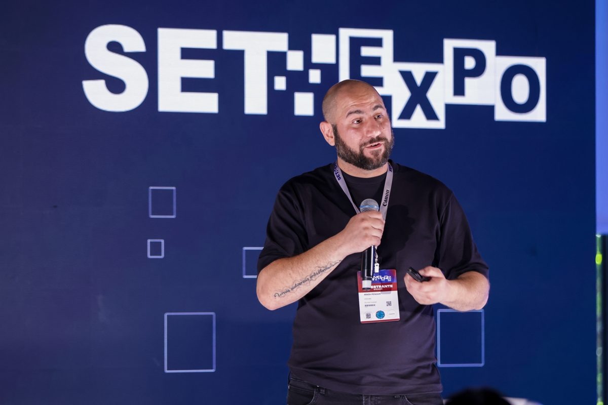 Arash Pendari presenting at SET Expo 2026