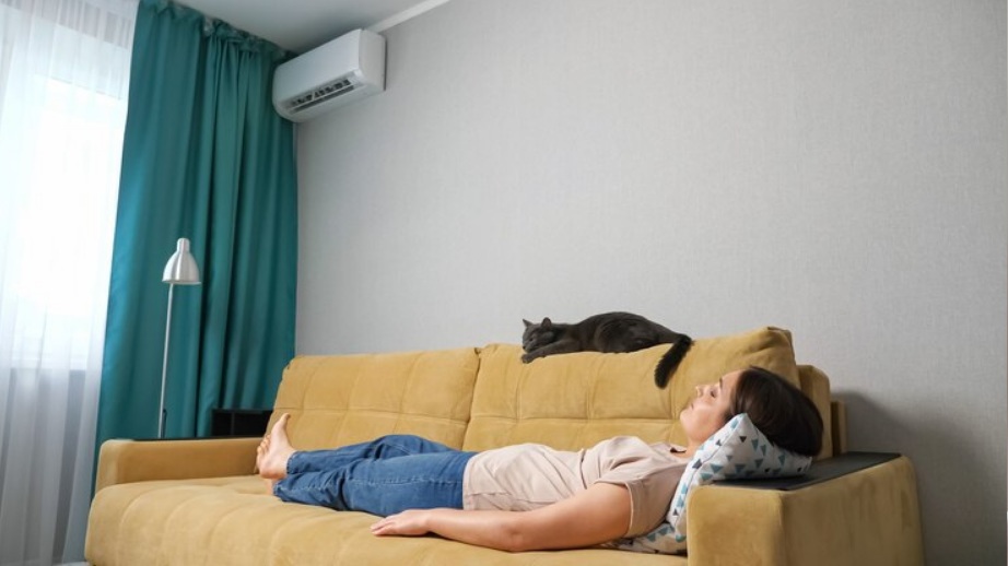 Why Does My AC System Have An Electrical Burning Smell In Cypress?