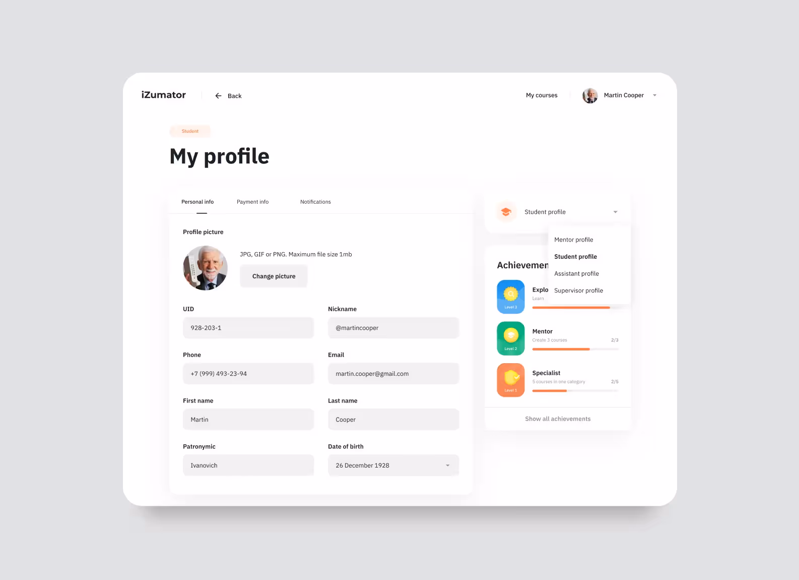 The user can switch between roles right from the profile settings: just tap the button and choose what you need