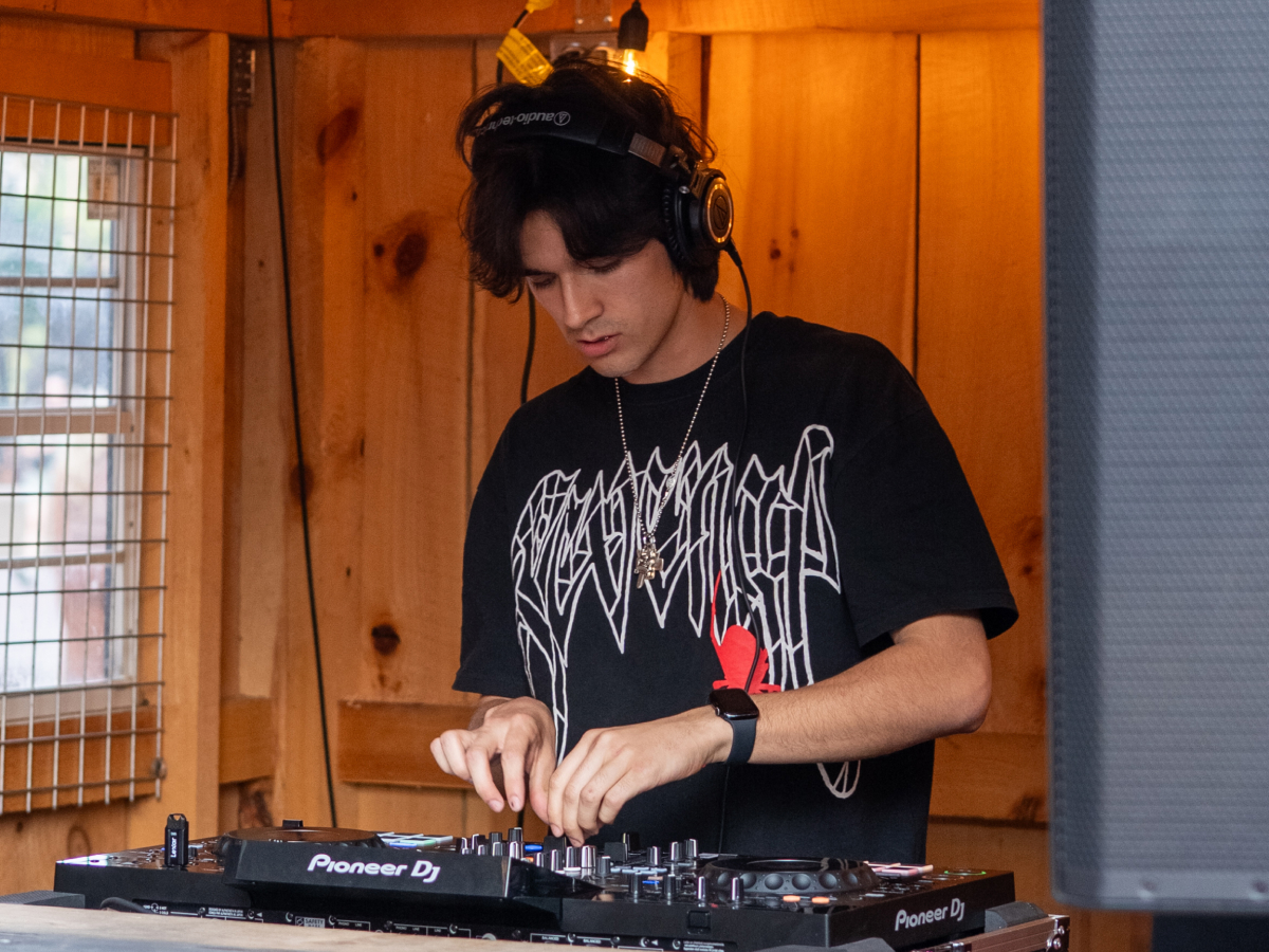 DJ MKWA