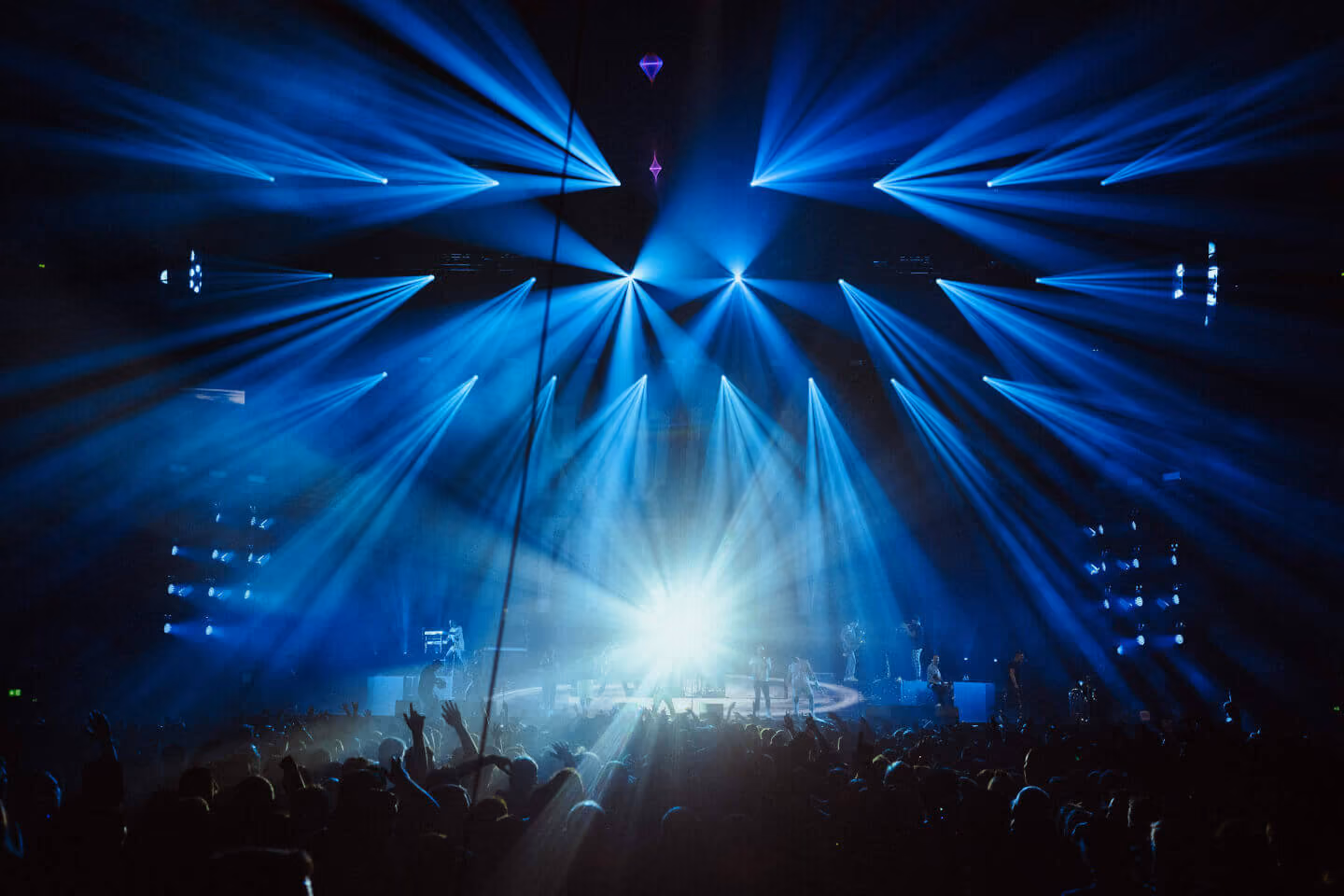 Querbeat concert lighting at the LANXESS Arena Cologne by photon