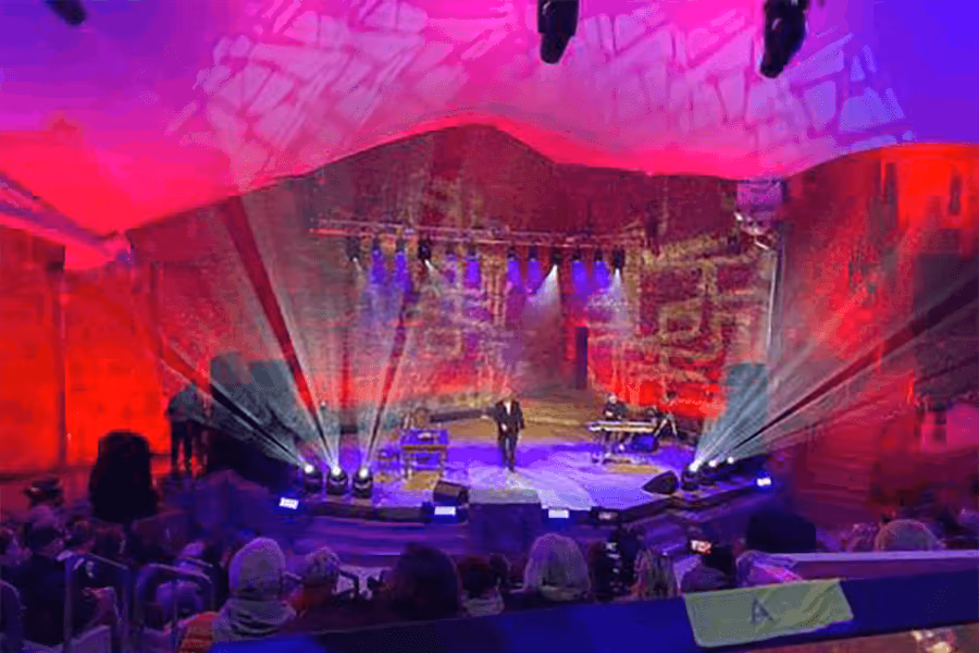 'Hooray, we're still alive' — WDR live show at Burg Wilhelmstein, lighting by photon