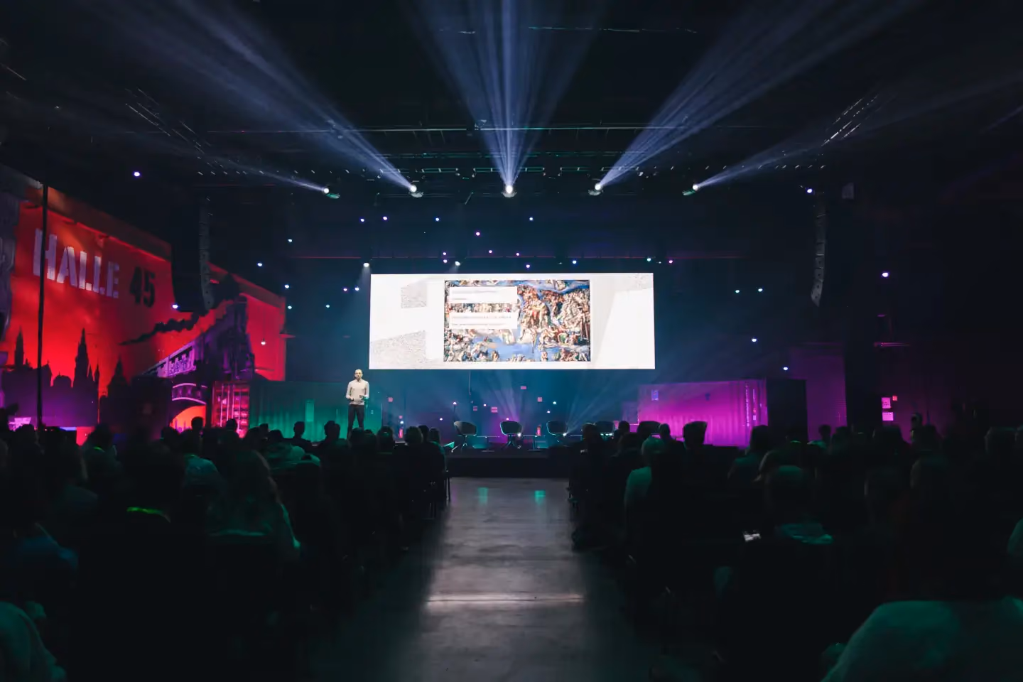 Content Convention 2025 in Mainz with stage, LED wall and lighting by photon