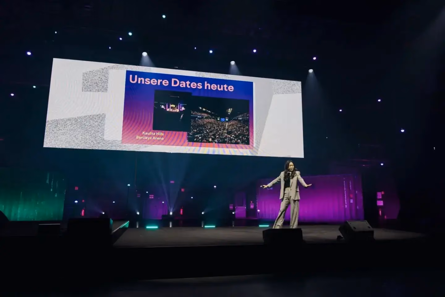 Content Convention 2025 in Mainz with a 9x3 m LED wall and stage lighting by photon