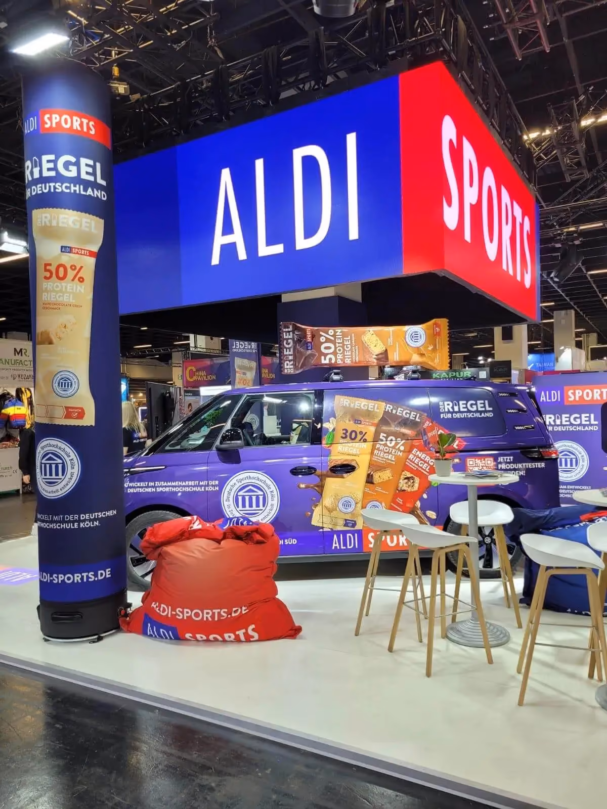 Messestand FIBO 2023, Koelnmesse Köln – Lichtdesign am Messestand von photon Veranstaltungstechnik