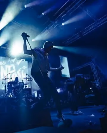 Das Lumpenpack Festivalsommer 2025 – Lichtshow auf Open-Air-Bühne von photon Veranstaltungstechnik