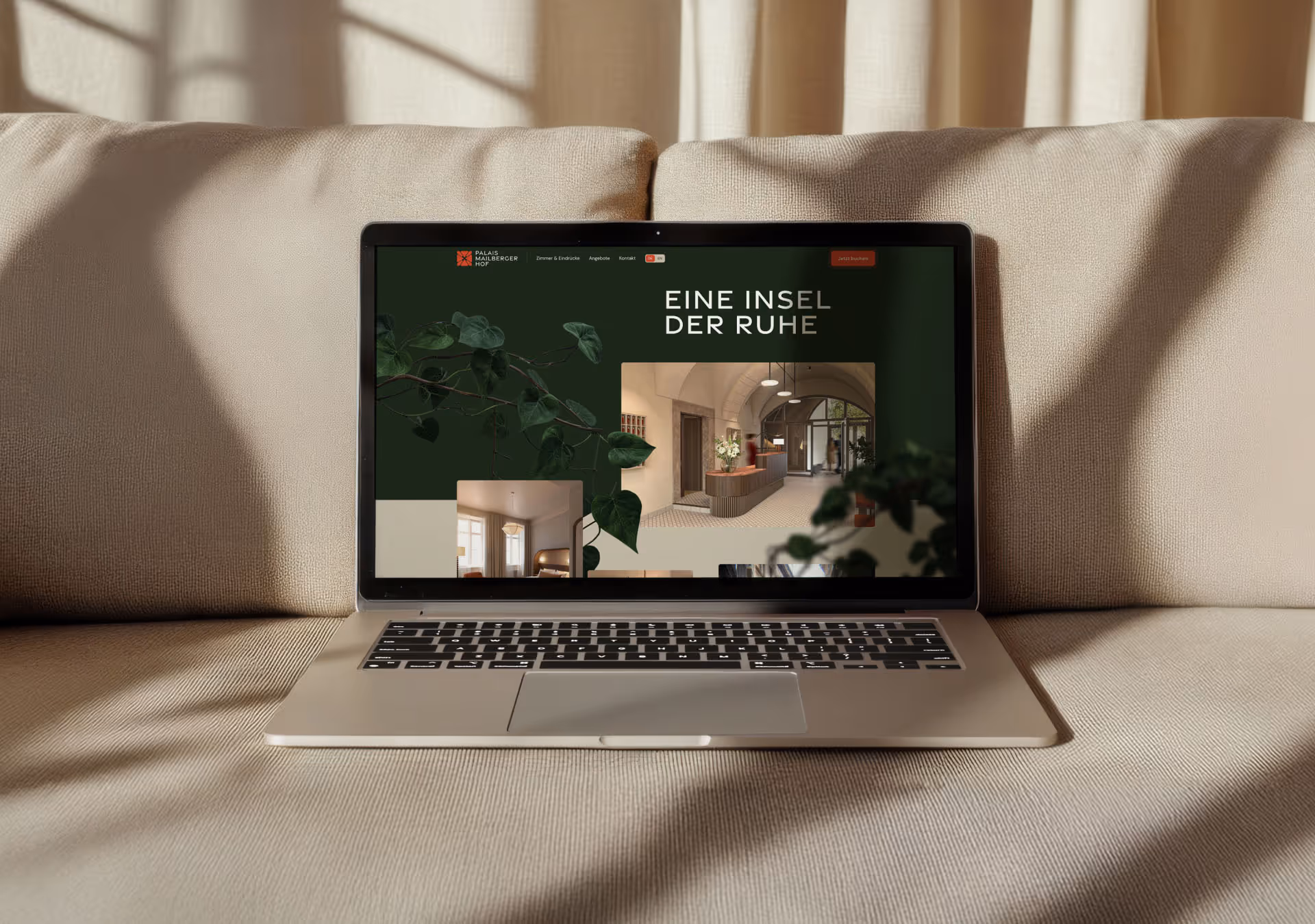 Website Palais Mailbergerhof MacBook Mockup