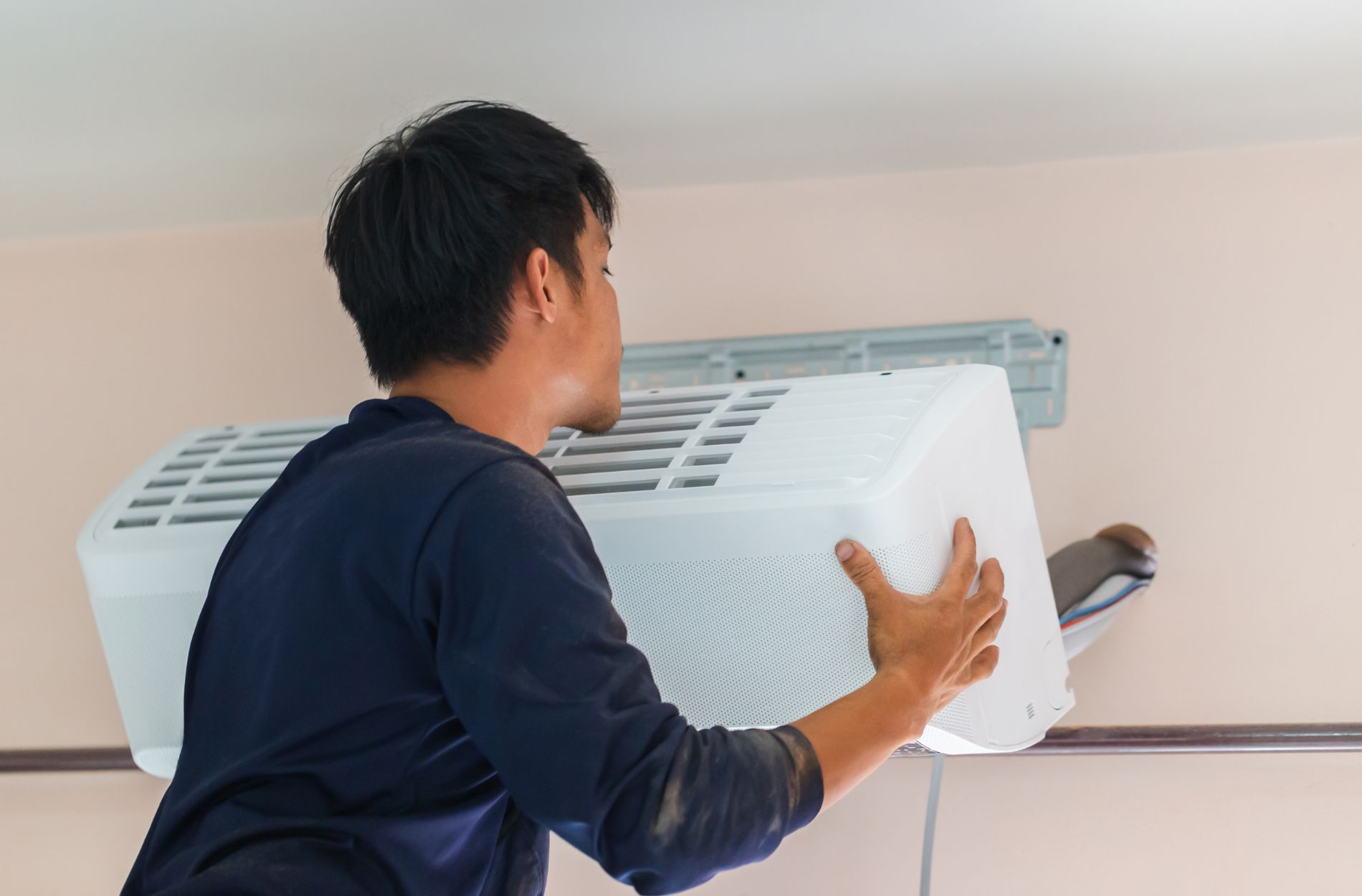 Signs Your Cedar Park Home Needs A New AC Installation