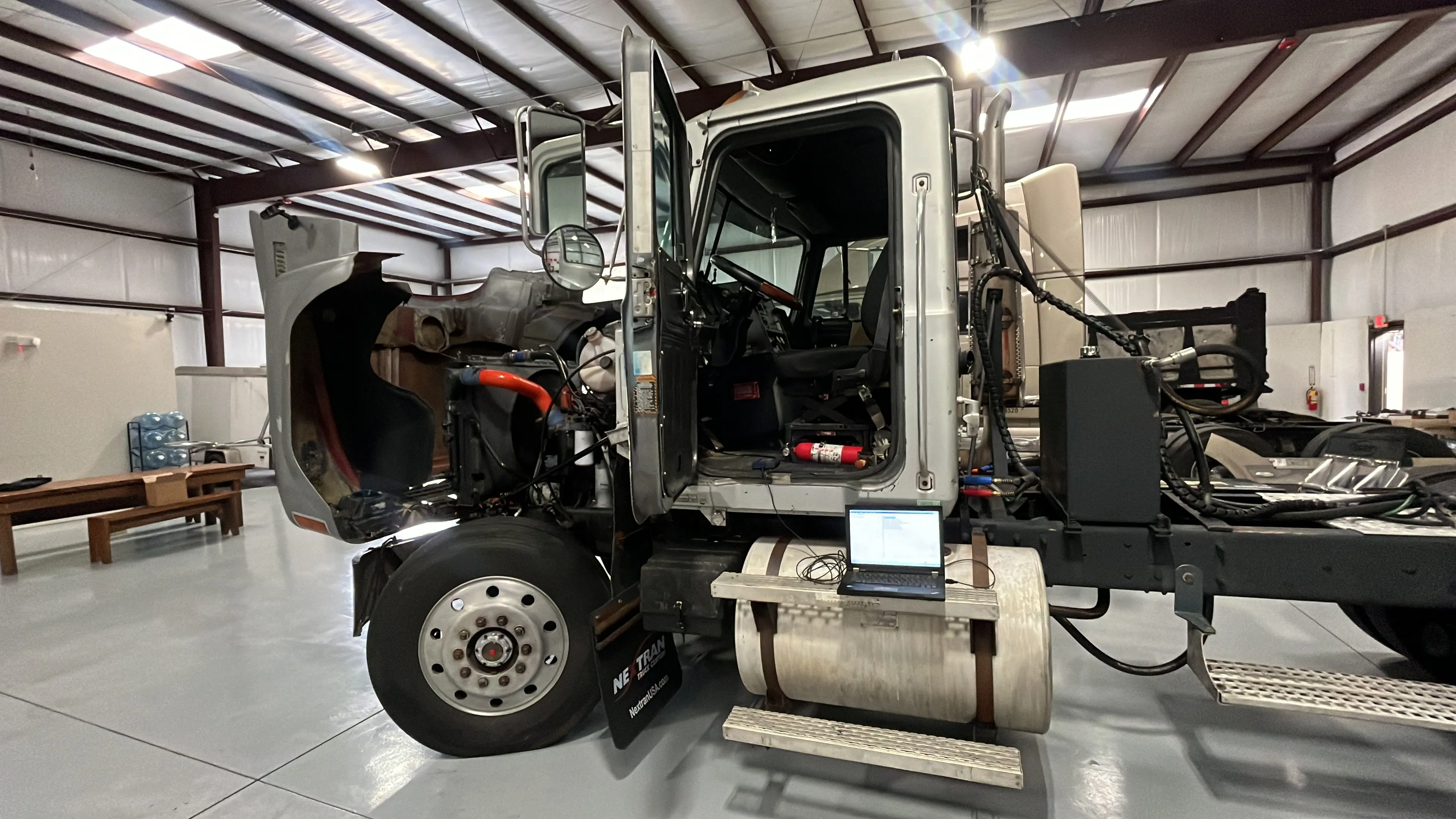 Heavy-duty truck repair inside TractoAuto facility
