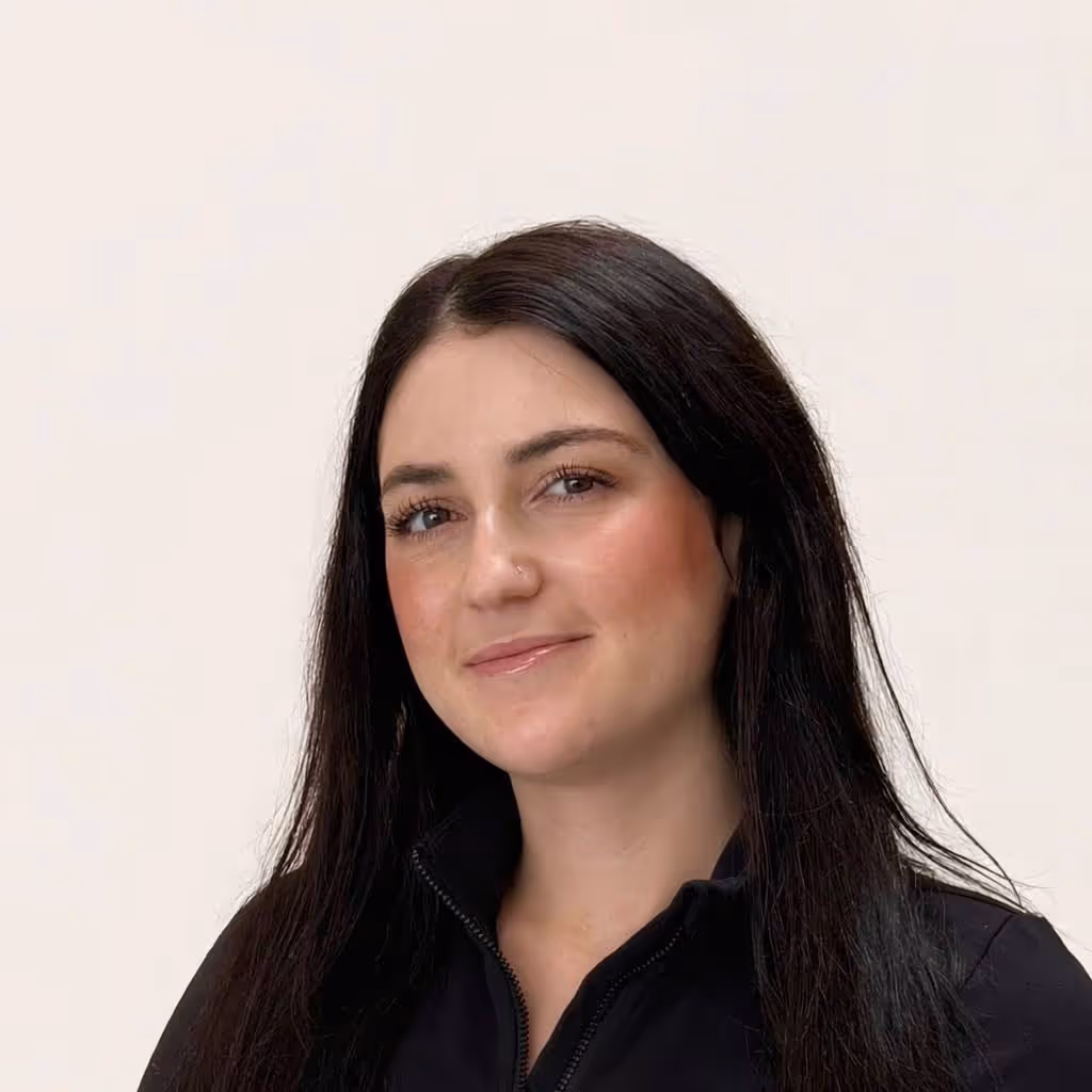 Portrait of Kody Pham, co-founder of Kloud Health and certified registered nurse practitioner (CRNP), dedicated to providing personalized health and wellness care.