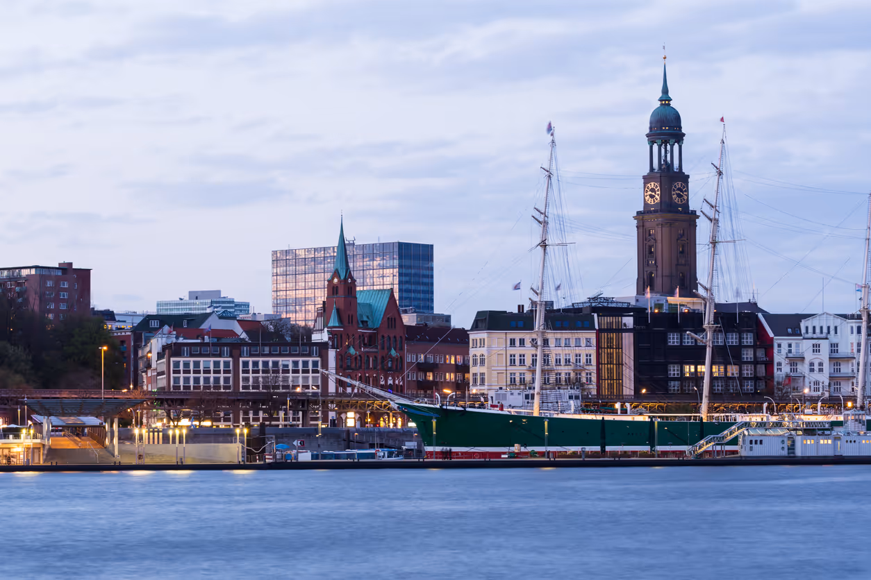 Blick auf den Hamburger Hafen