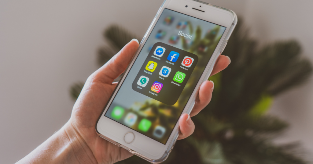 médias sociaux communication