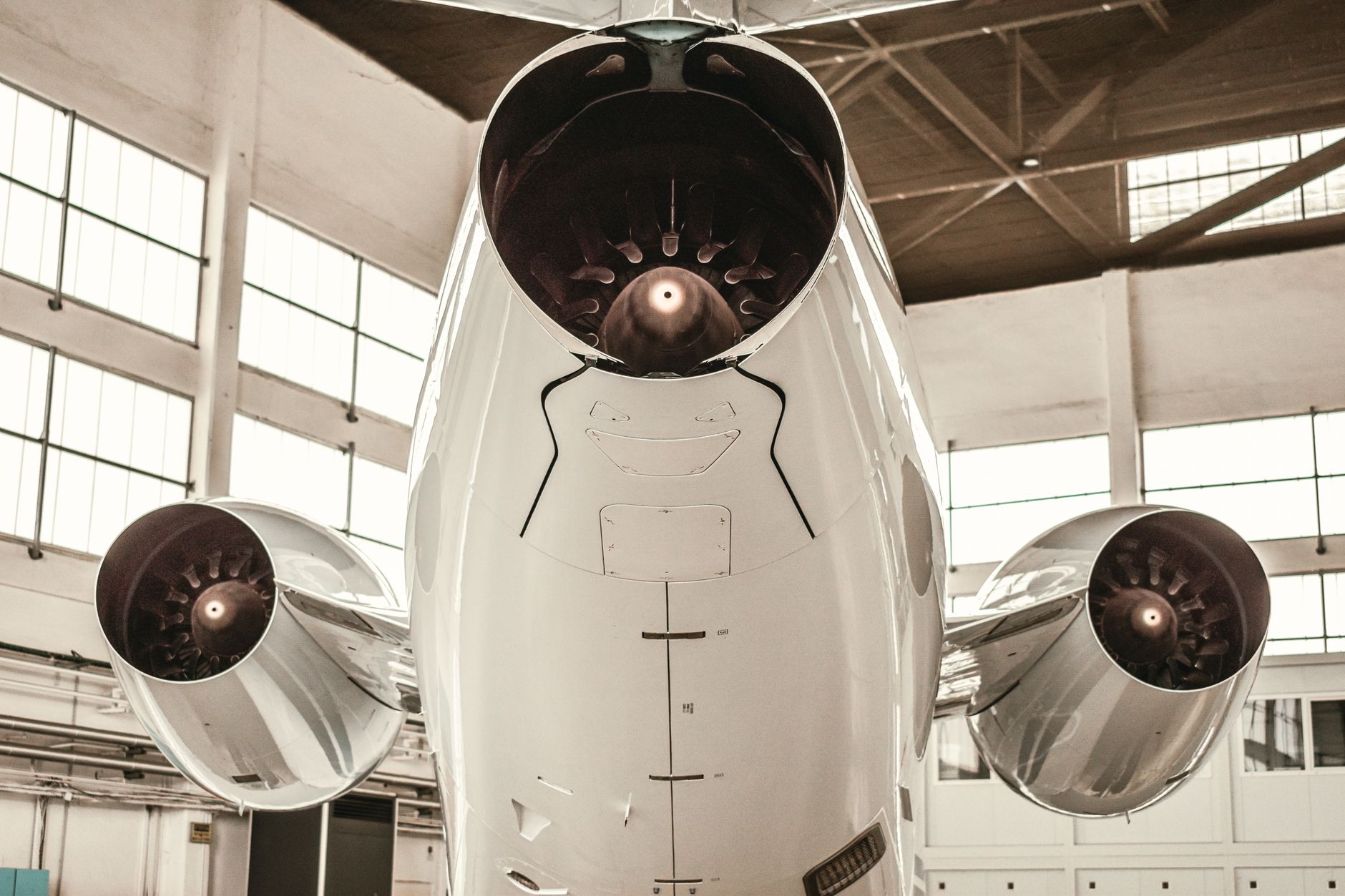 How to Move from Military to Civilian Aircraft Maintenance
