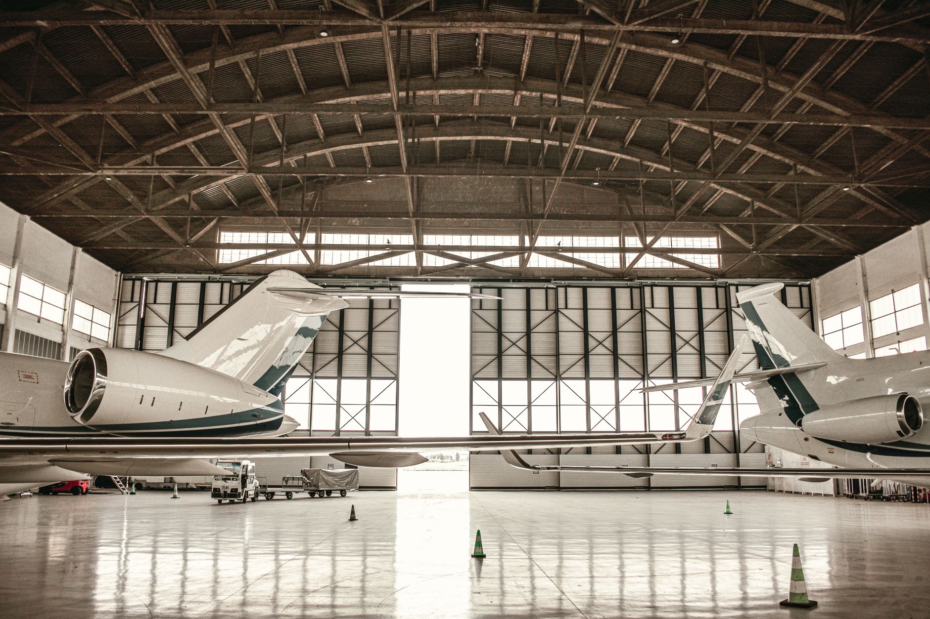 Aircraft AOG recovery explained: how remote maintenance teams return an aircraft to service