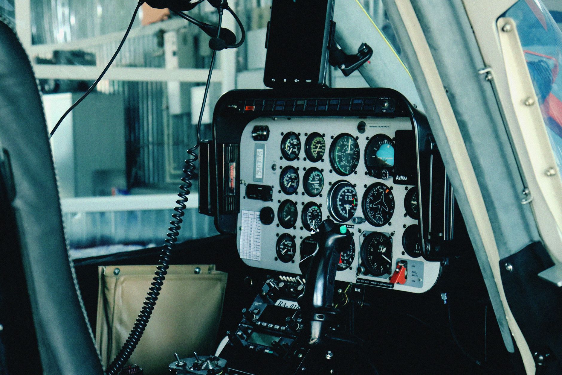 How to Get Aircraft Maintenance Work Experience in the UK