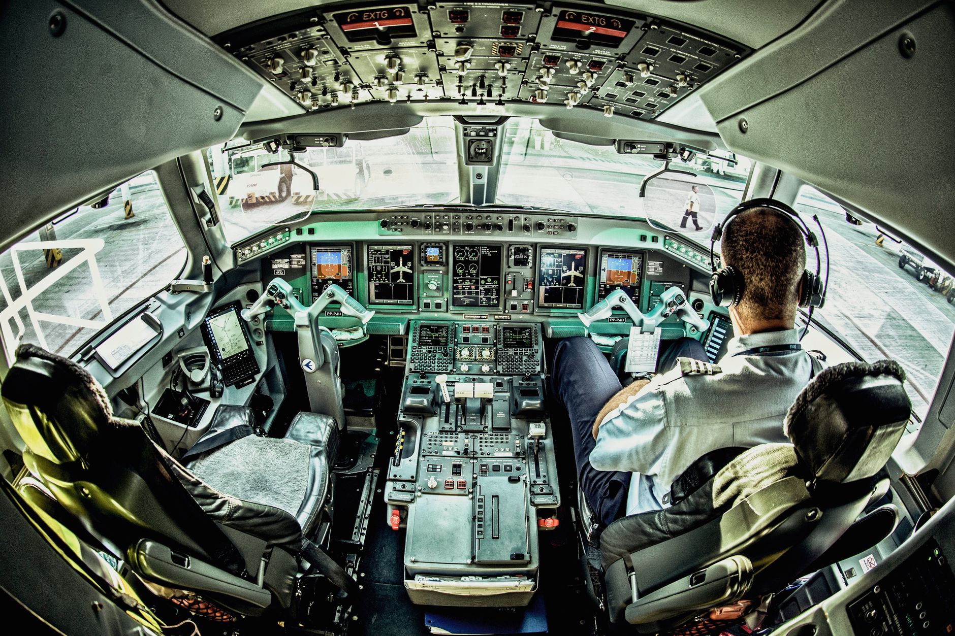 Operational vs Functional Checks in Aircraft Logbooks