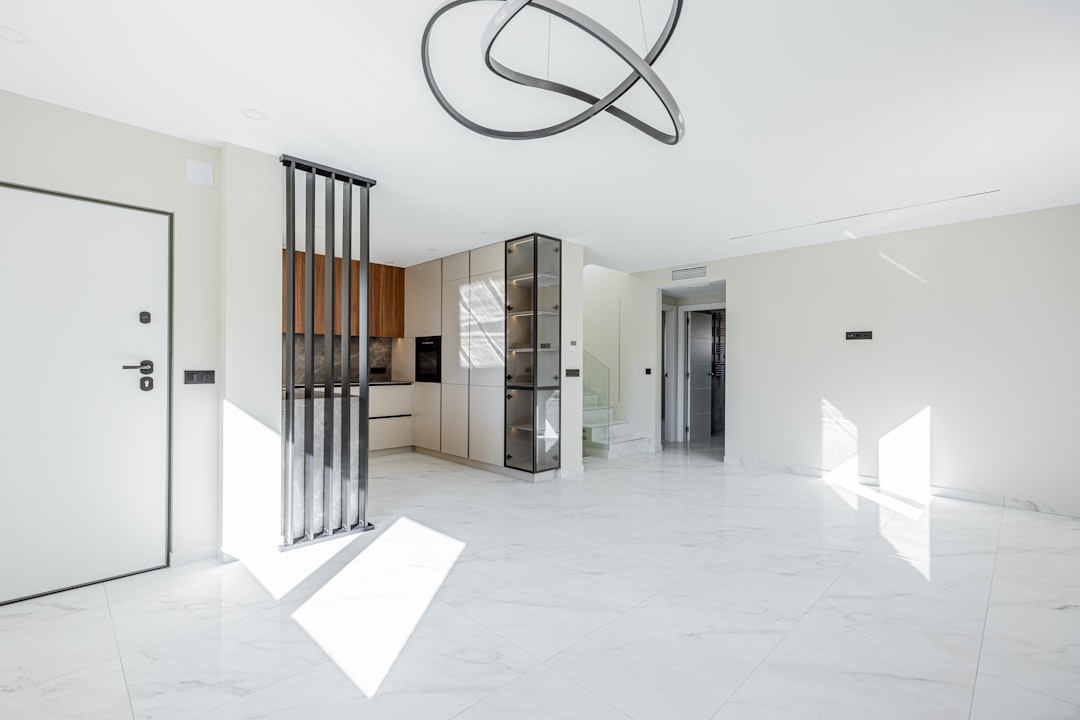 Life's Too Short to Clean Your Own Home: Find Your Broomfield Apartment Cleaning Service