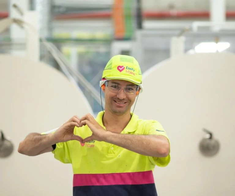 Essity y Magneto: una alianza que impulsa el desarrollo local a través del talento