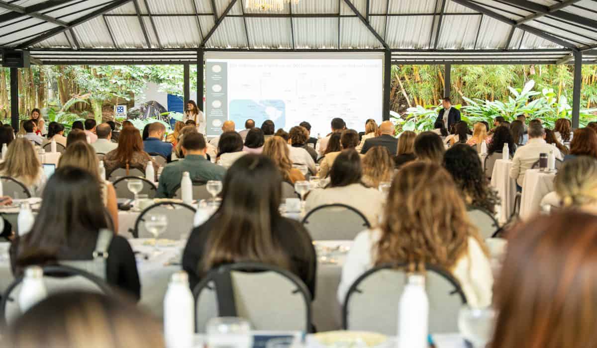 Empresas y expertos analizan impactos de la reforma laboral en la gestión del talento