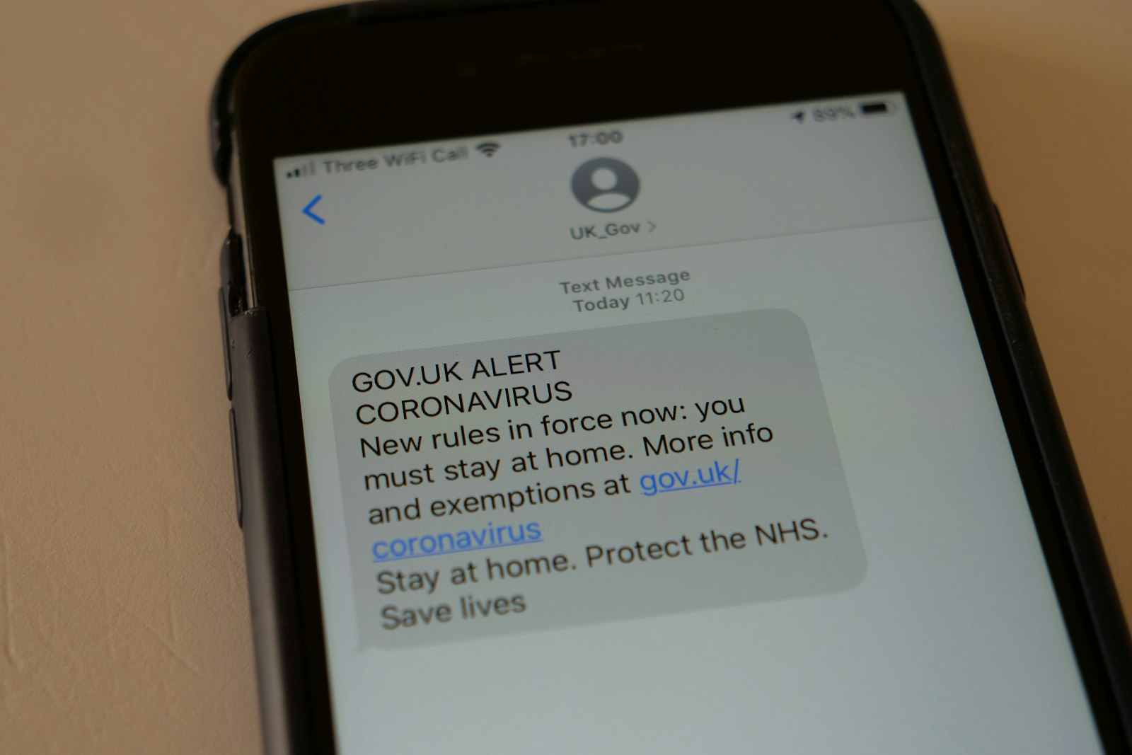 Annonce d'un licenciement par WhatsApp : ce n'est pas un licenciement verbal