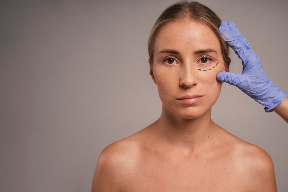 Eyelid Surgery Blepharoplasty at Texas Eye Asthetics in Austin, Texas