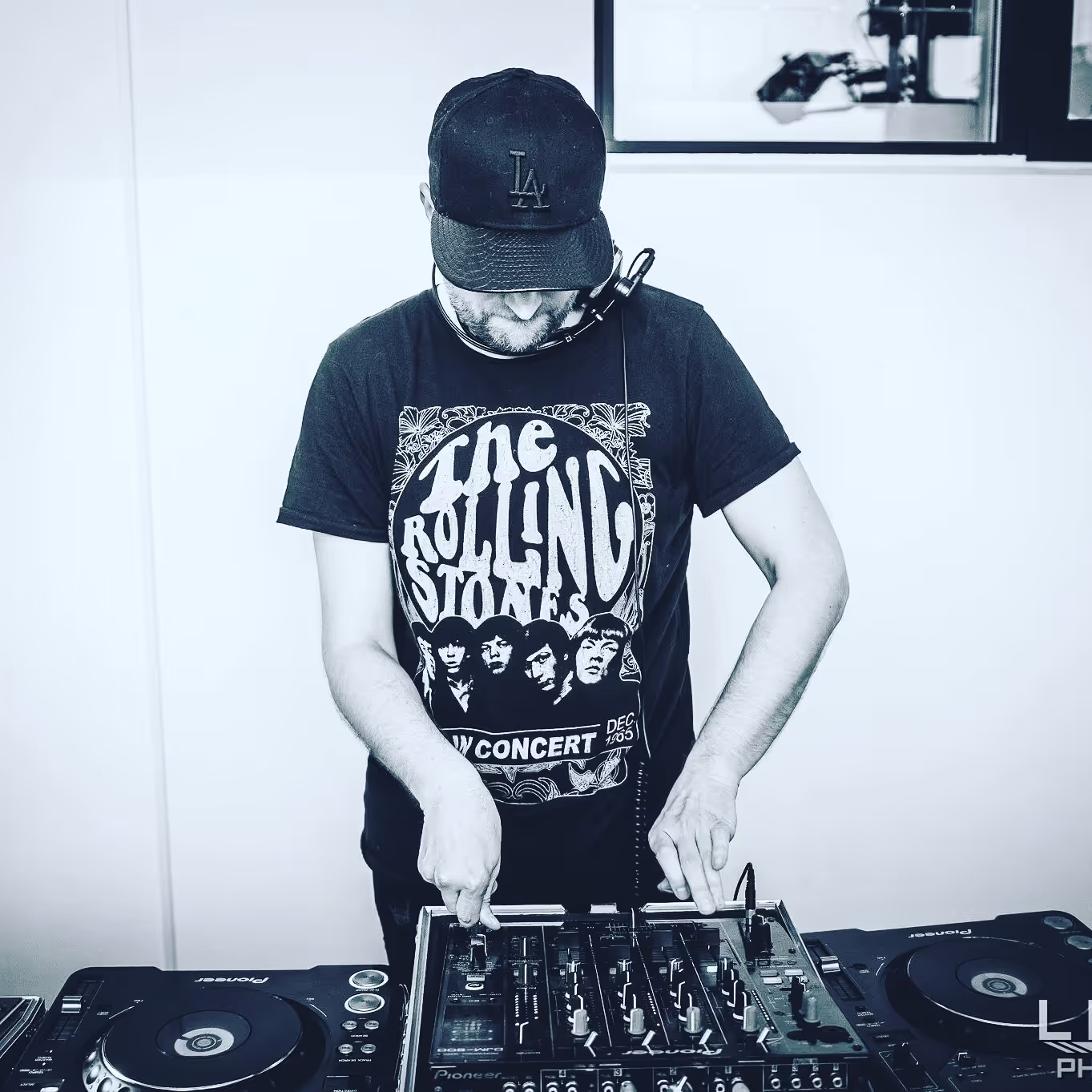 David Latour B2B Hi-Mode