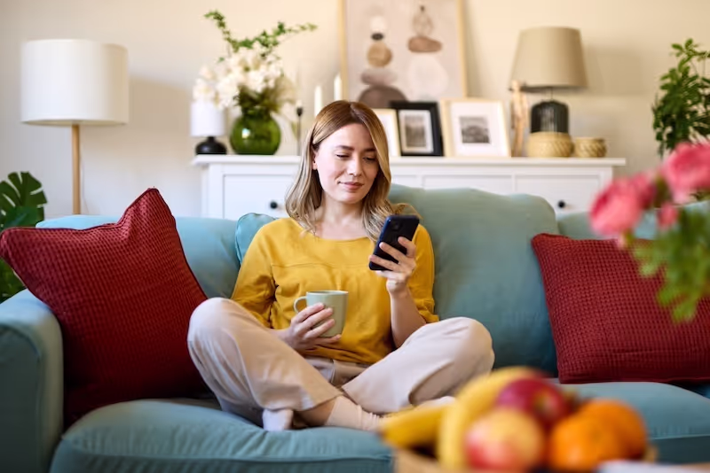 Free laundry and dry-cleaning collection and delivery service in London