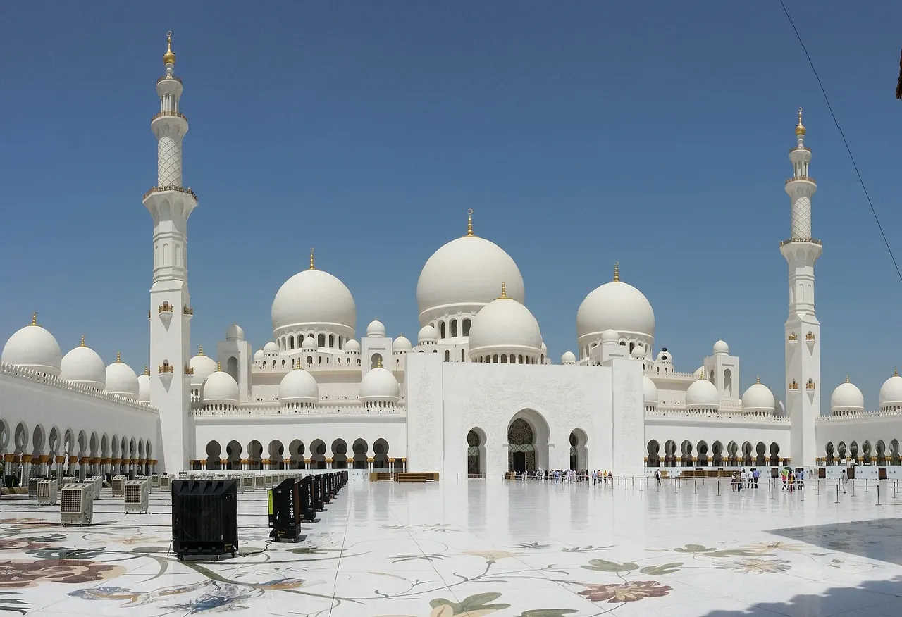 Abu Dhabi Mosque