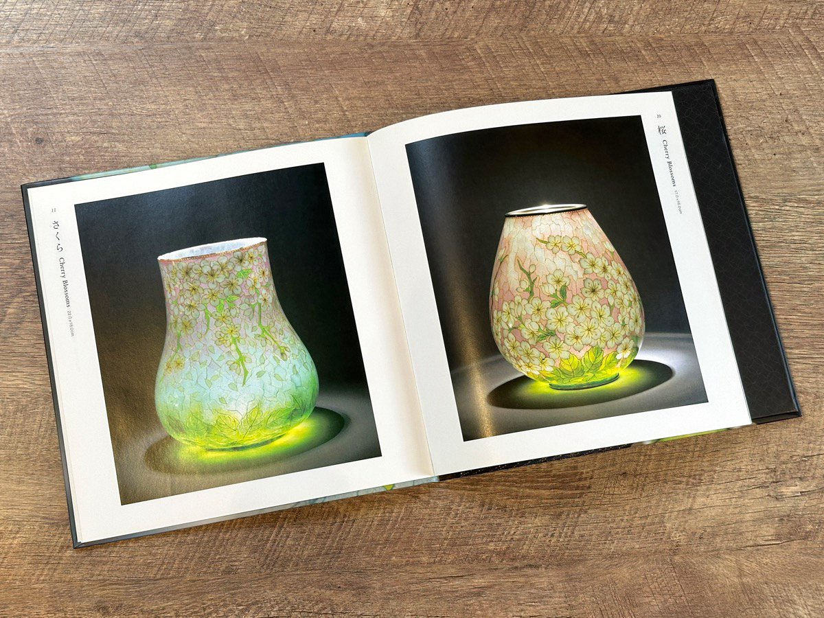 省胎七宝の輝きが描き出す夢幻世界