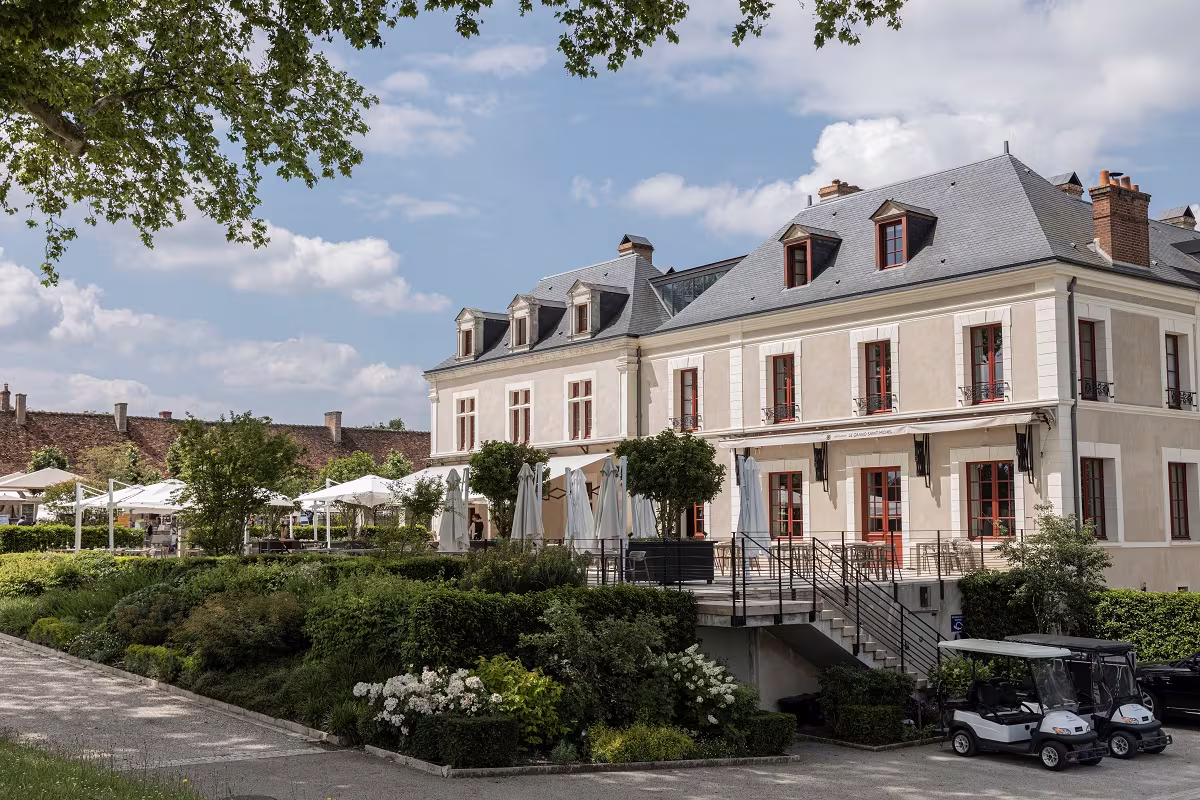 Overnight stay at Le Relais de Chambord