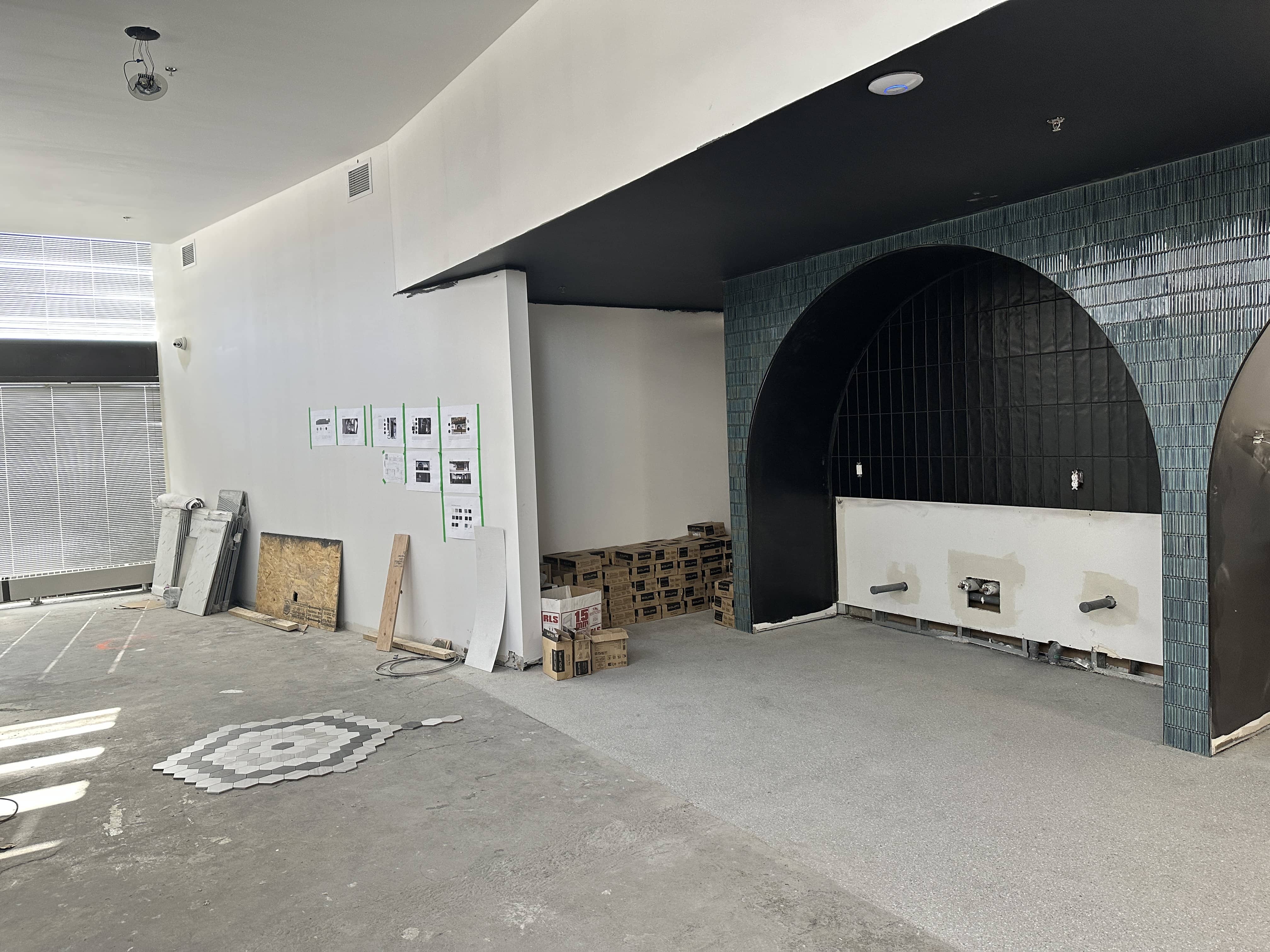 Processus de construction du restaurant méditerranéen Folfol, aménagement intérieur réalisé par Atelier MIM.