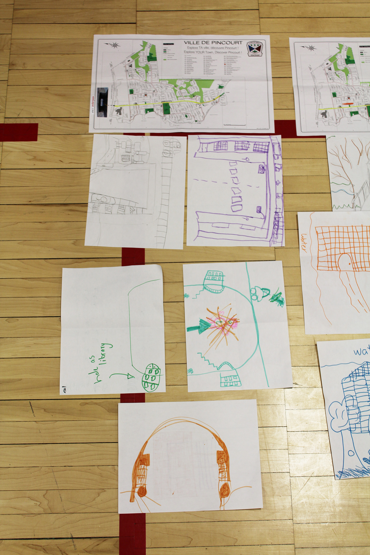 Collective work Micro-library and community installation Pincourt