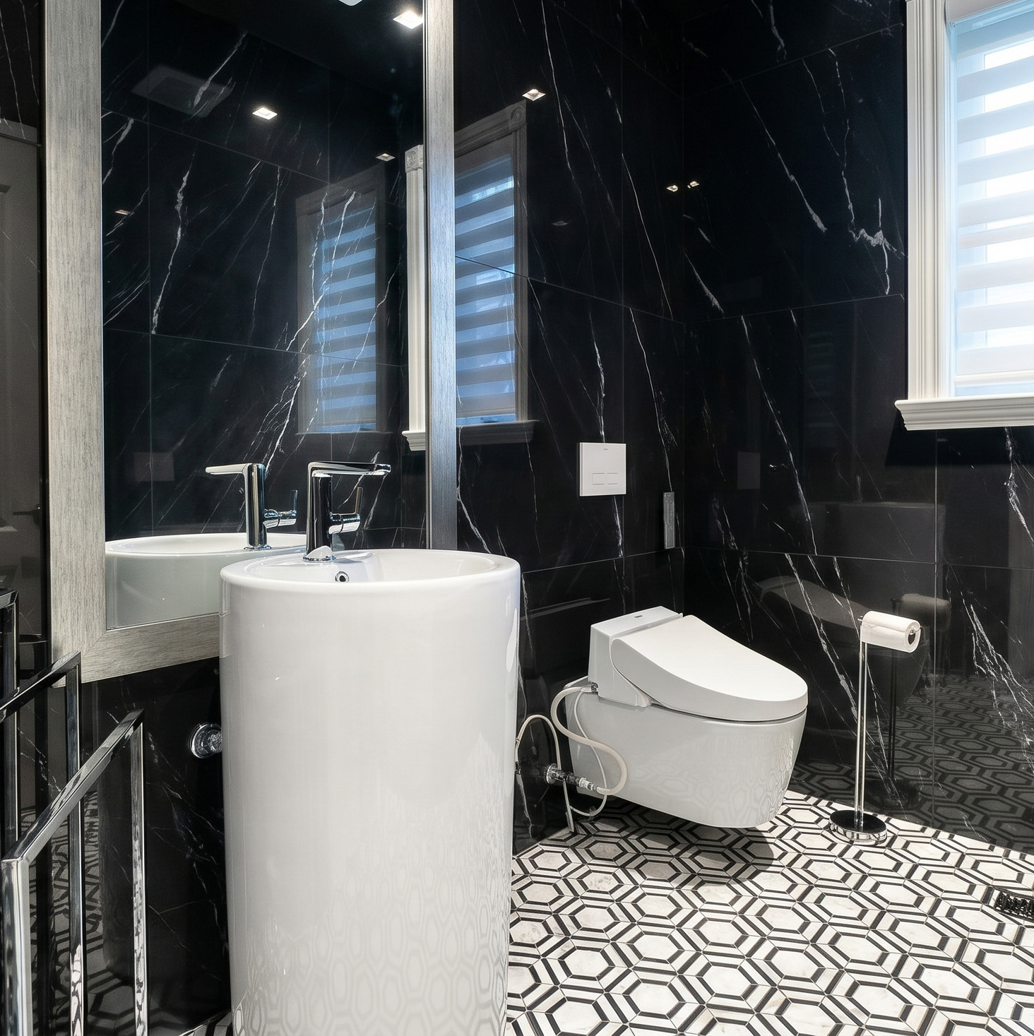 Turnkey luxury residence Bathroom designed by Atelier MIM