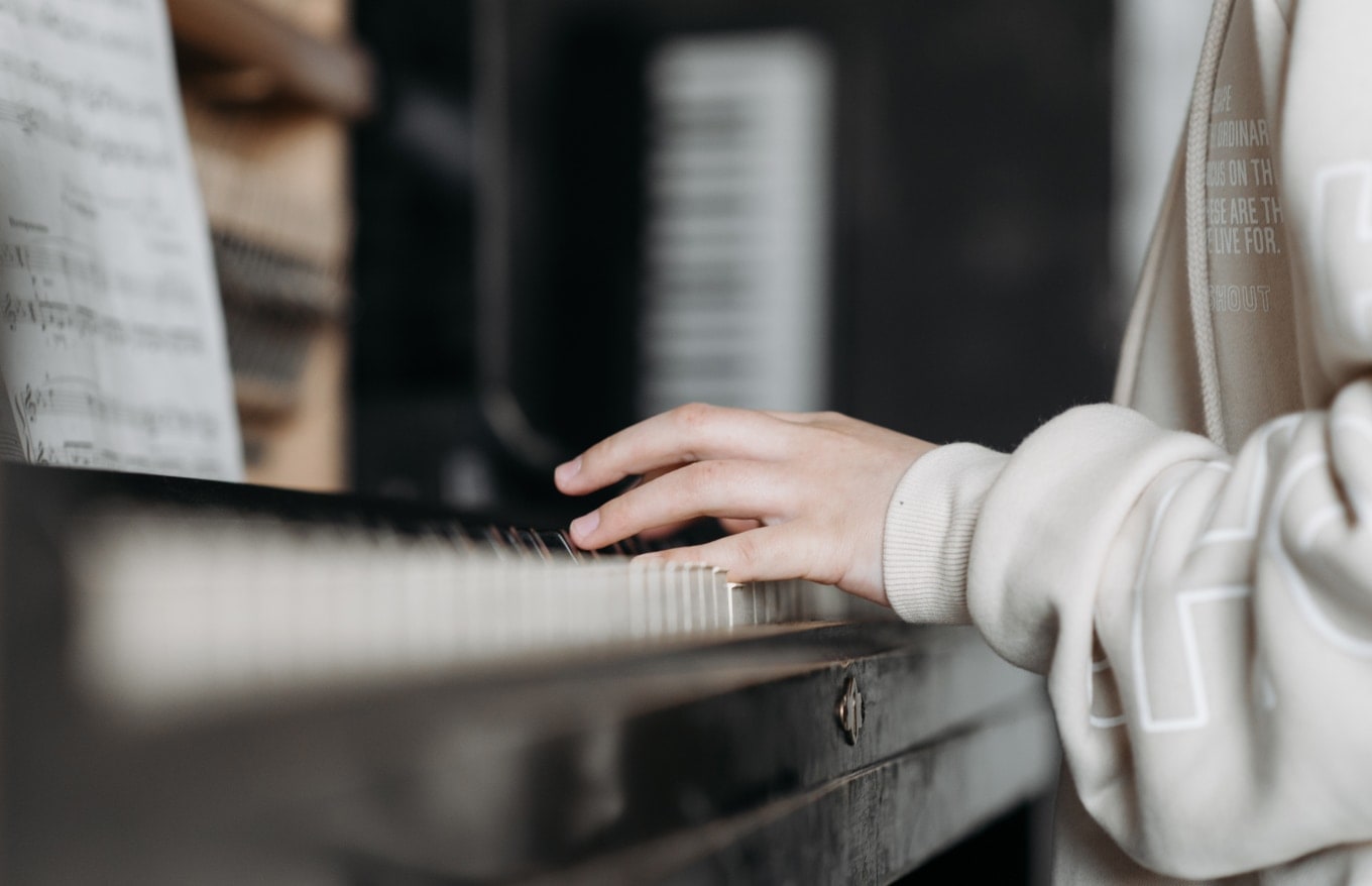 How to Overcome Performance Anxiety in Music