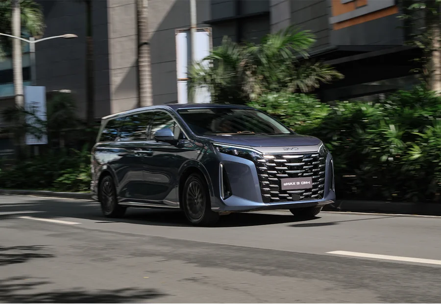BYD eMAX 9 DM-i electrifying Greenbelt