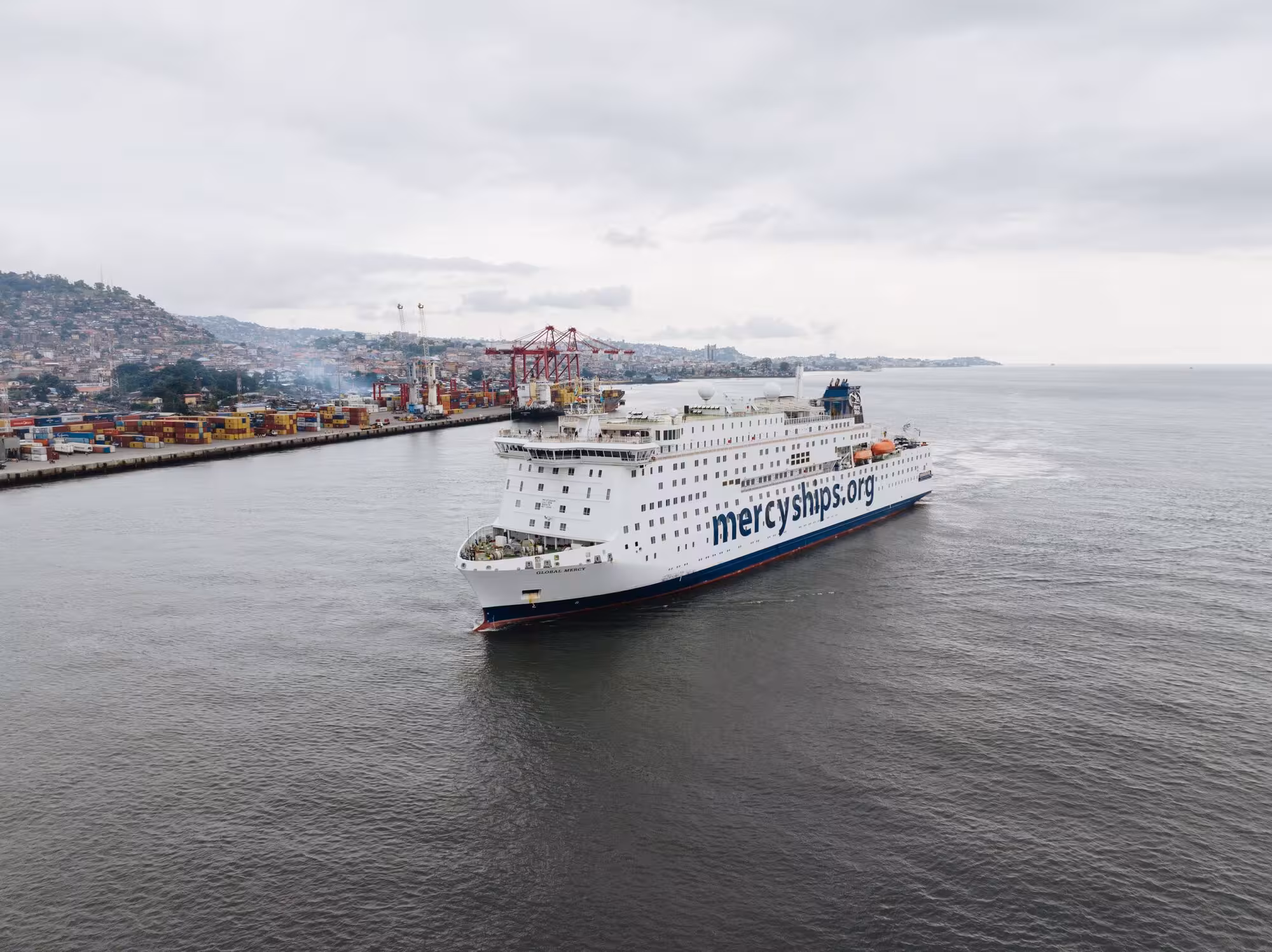 Ziekenhuisschip van Mercy Ships op een missie – Business Intelligence specialist vacature